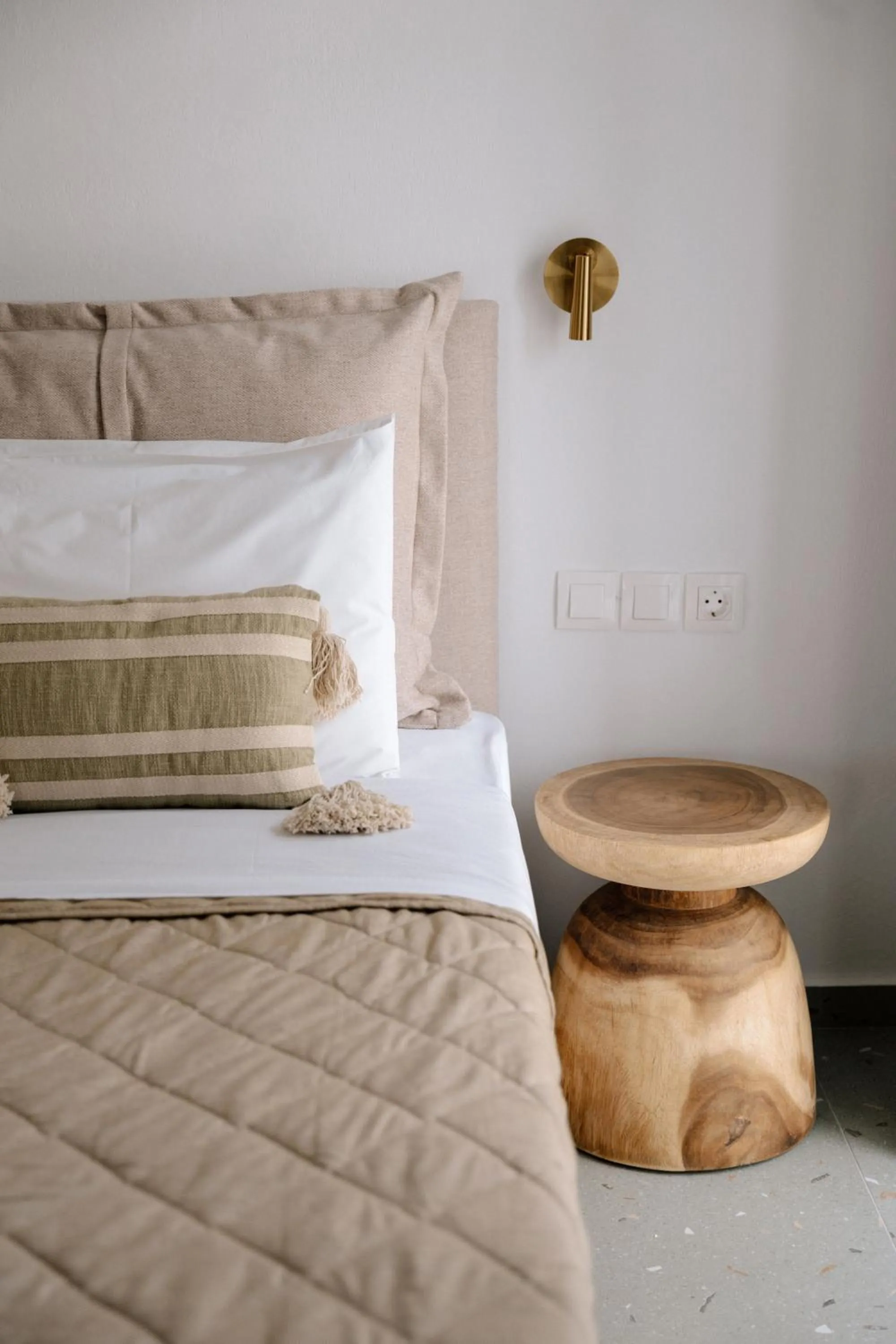 Two-Bedroom Family Room with Sea View in Pnoi Hotel