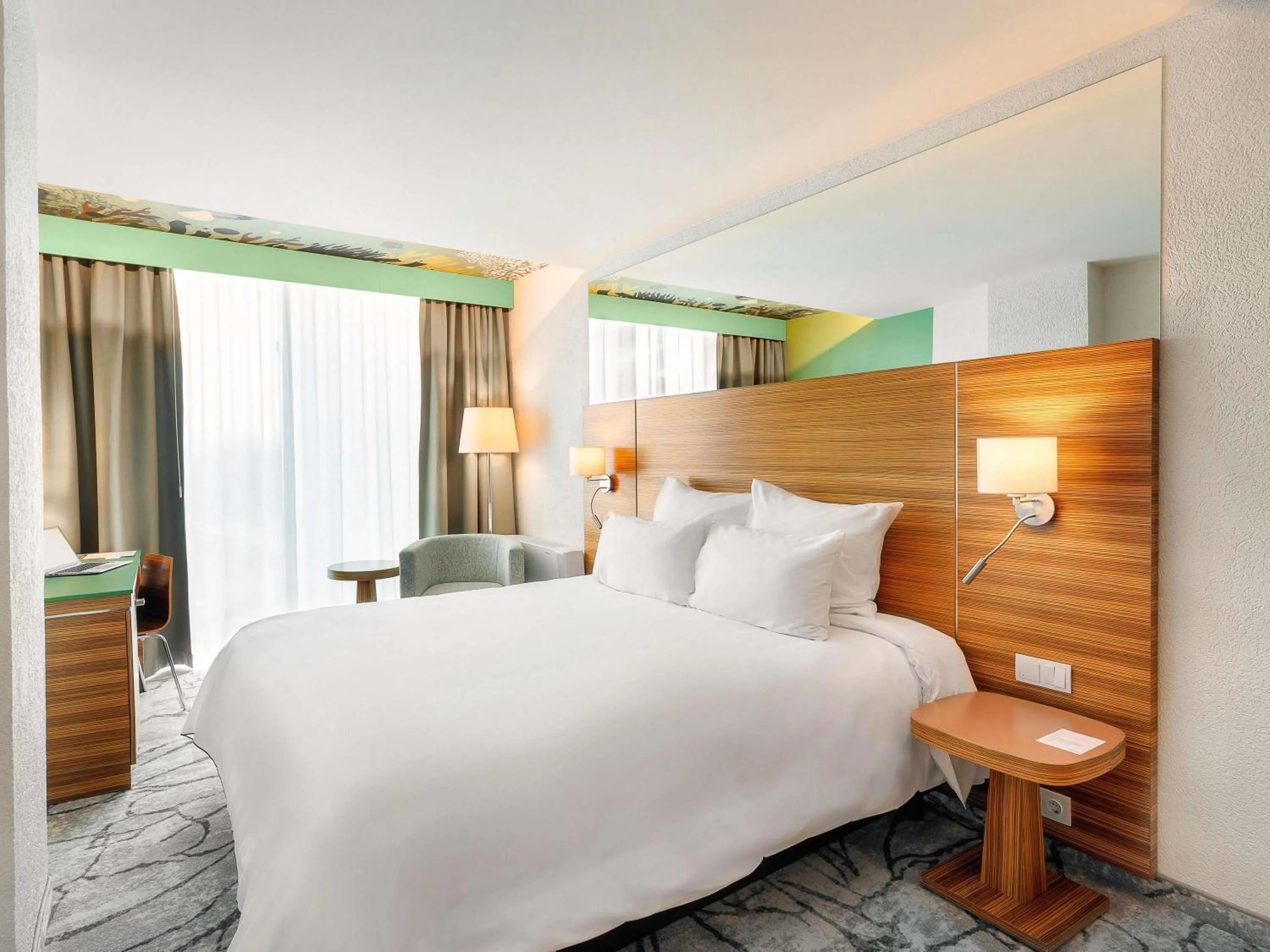 Classic Double Room with Lake view in Mercure Tallinn