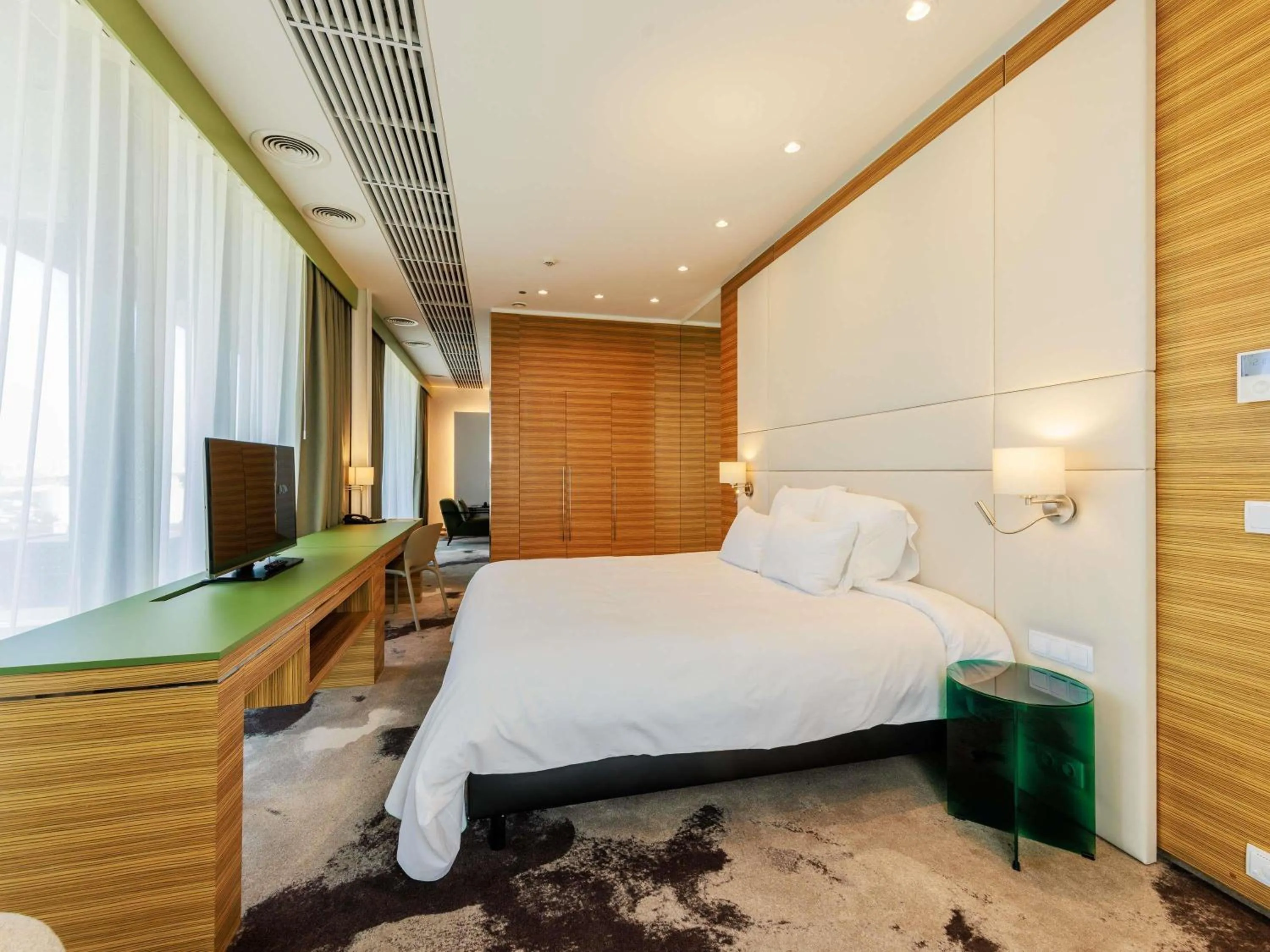 Suite with One Double Bed in Mercure Tallinn