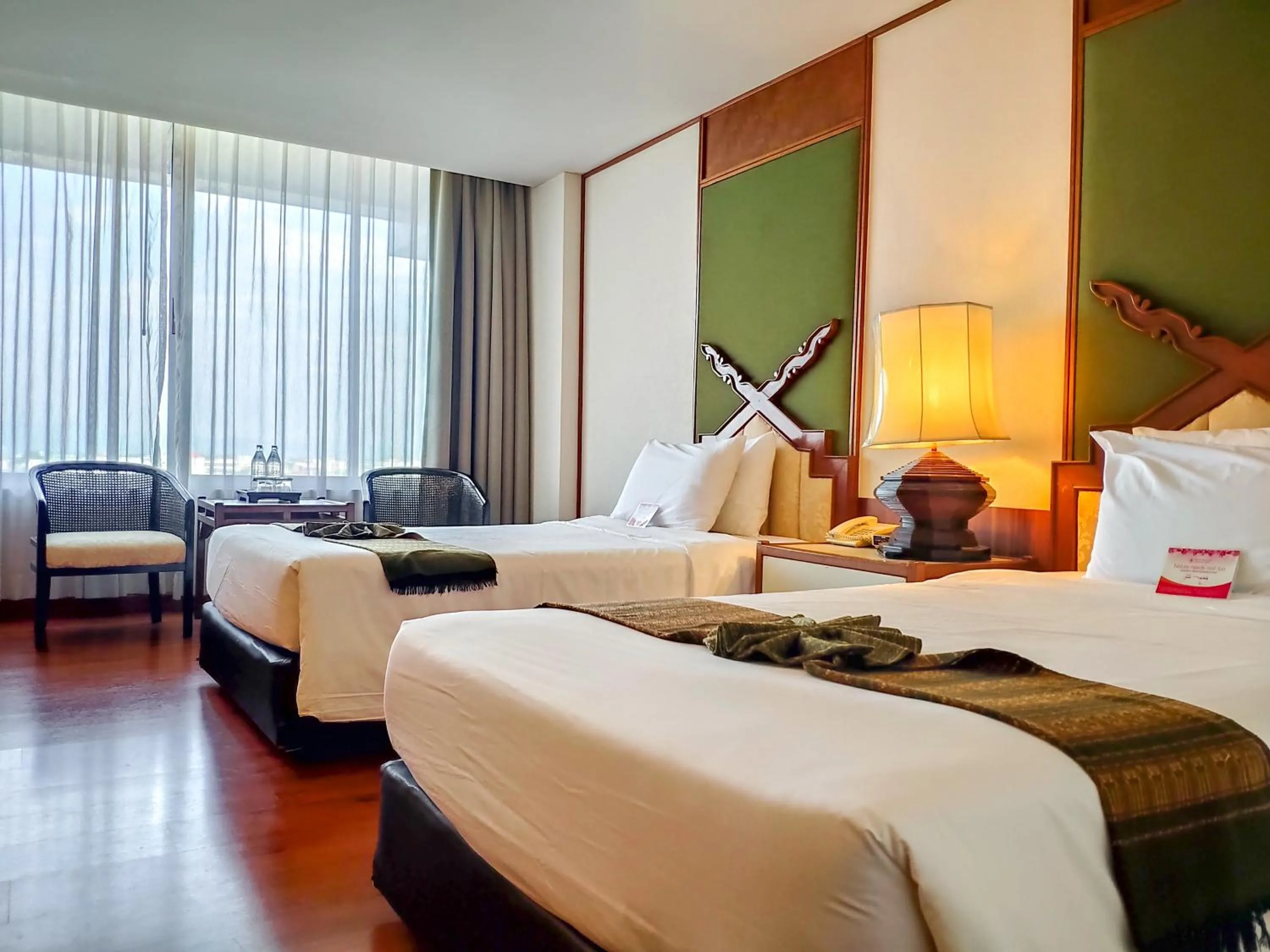 Deluxe Twin Room in Chiang Mai Orchid Hotel