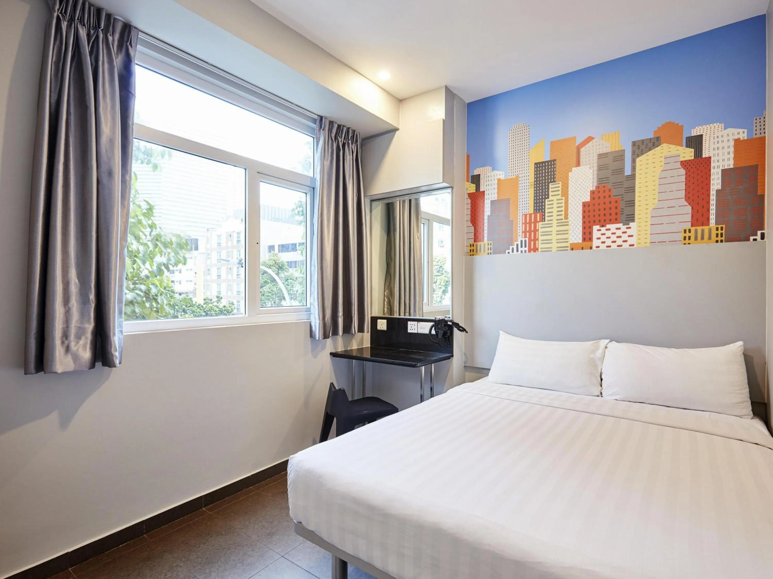 Superior Double Room in ibis budget Singapore Bugis