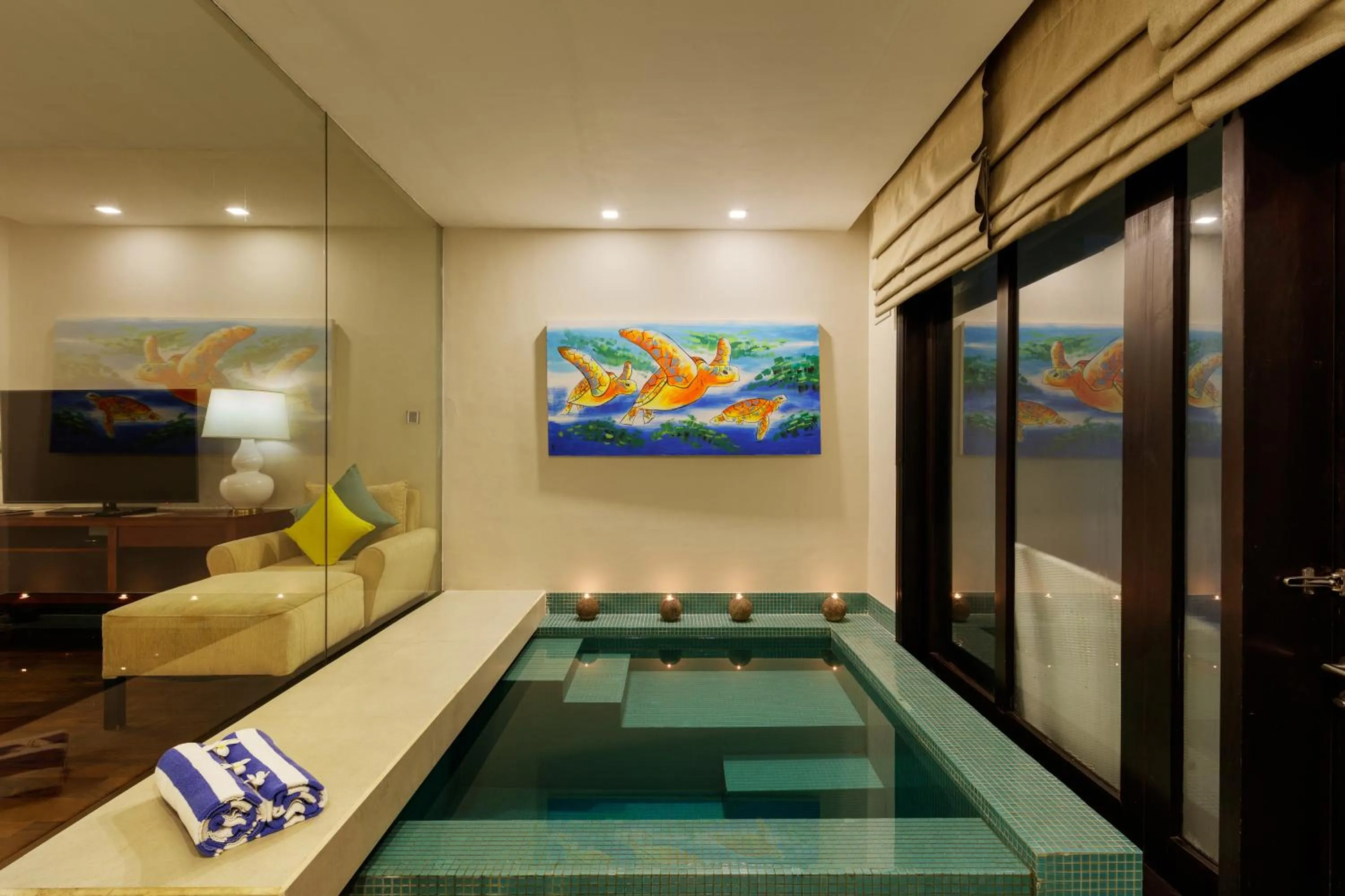 Beach Splash Room in The Fortress Resort & Spa
