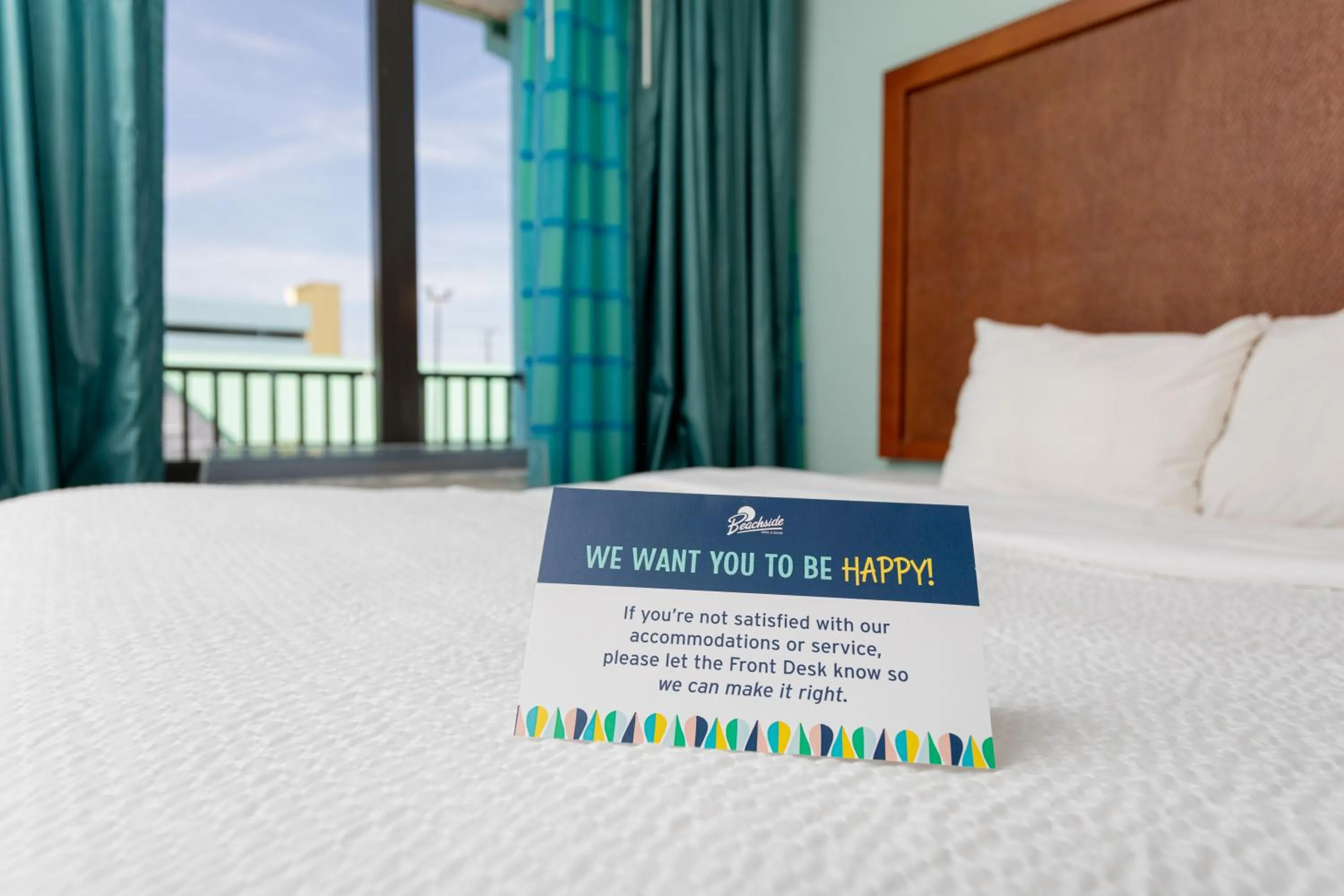 Standard Queen Room with Pool View in Beachside Hotel & Suites Cocoa Beach - Port Canaveral