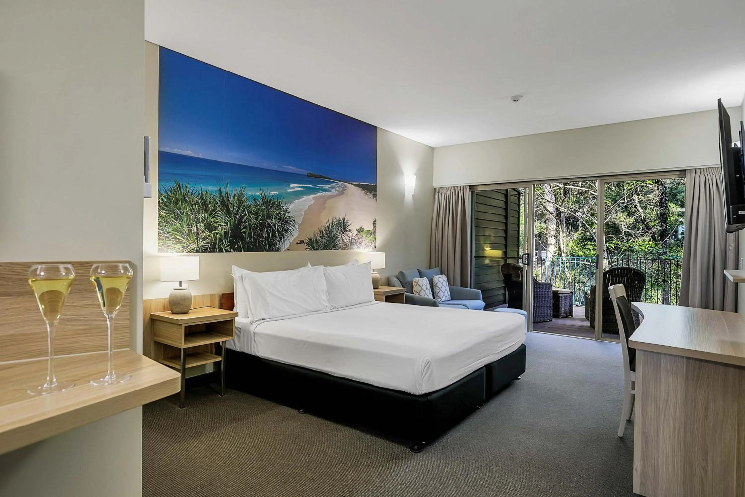 Standard Resort Hotel Room in Kingfisher Bay Resort