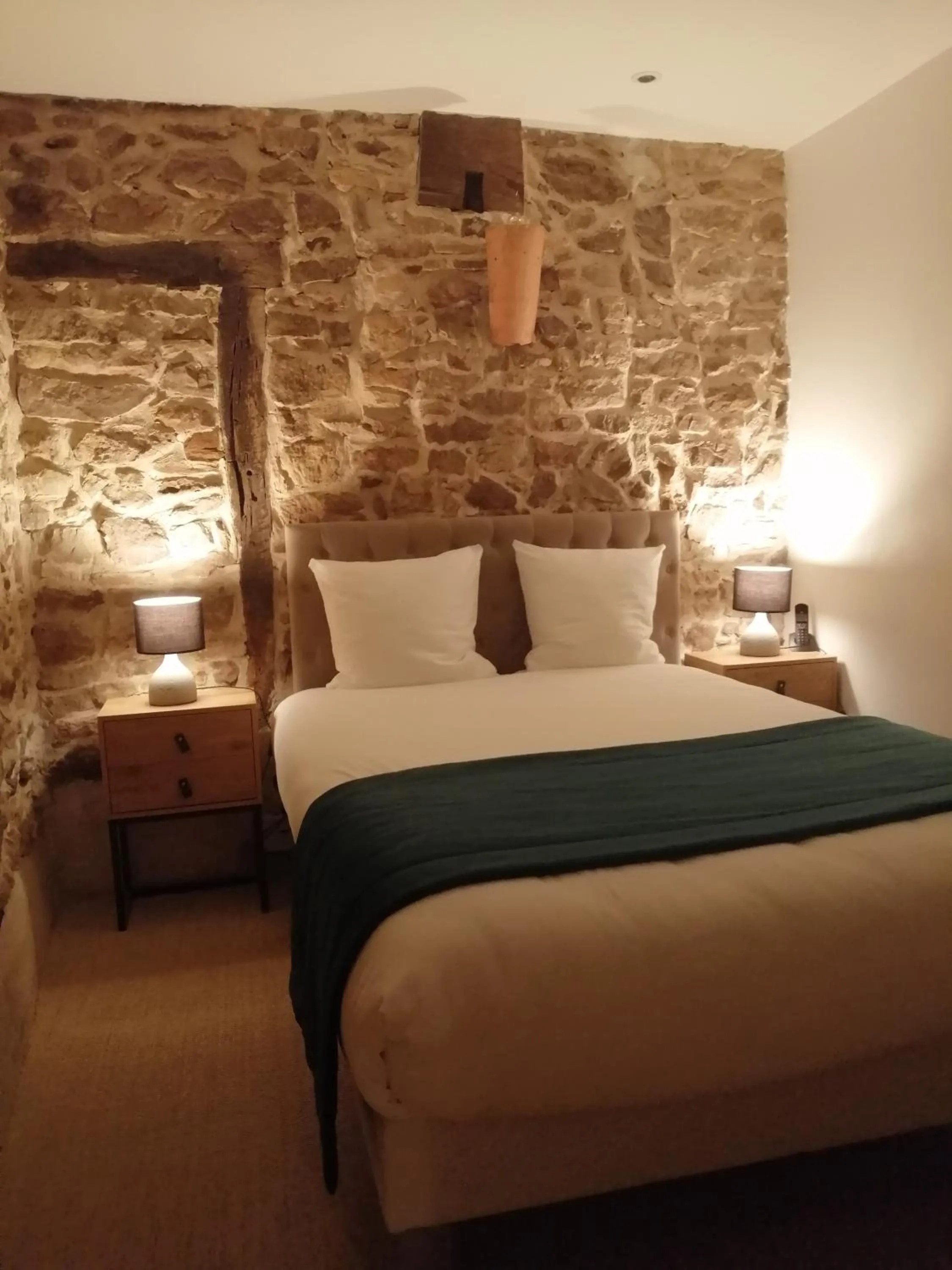 Two-Bedroom Apartment in Contact Hôtels Le Savigny & Spa