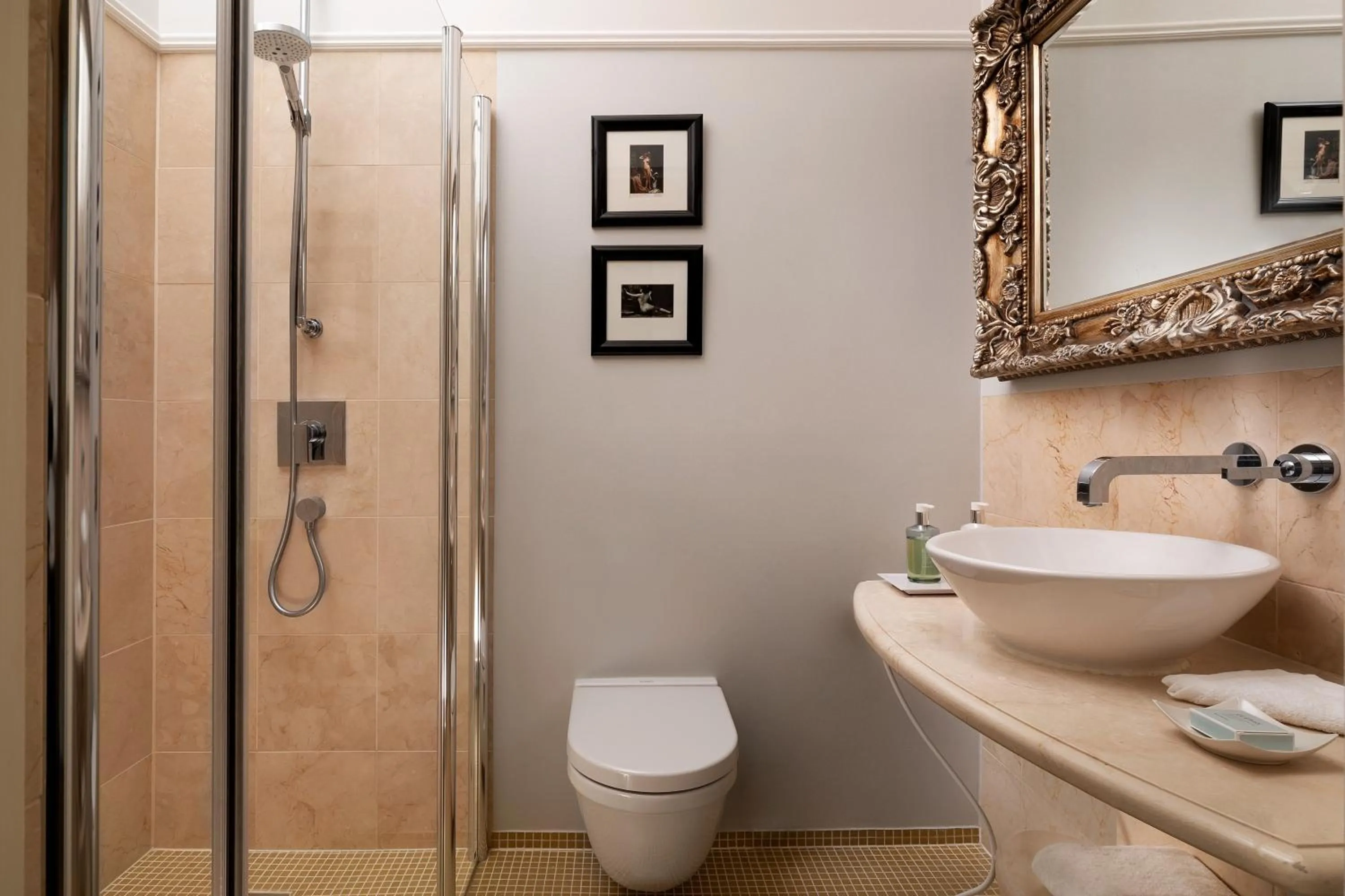 Comfort Twin Room in Hotel Telegraaf, Autograph Collection