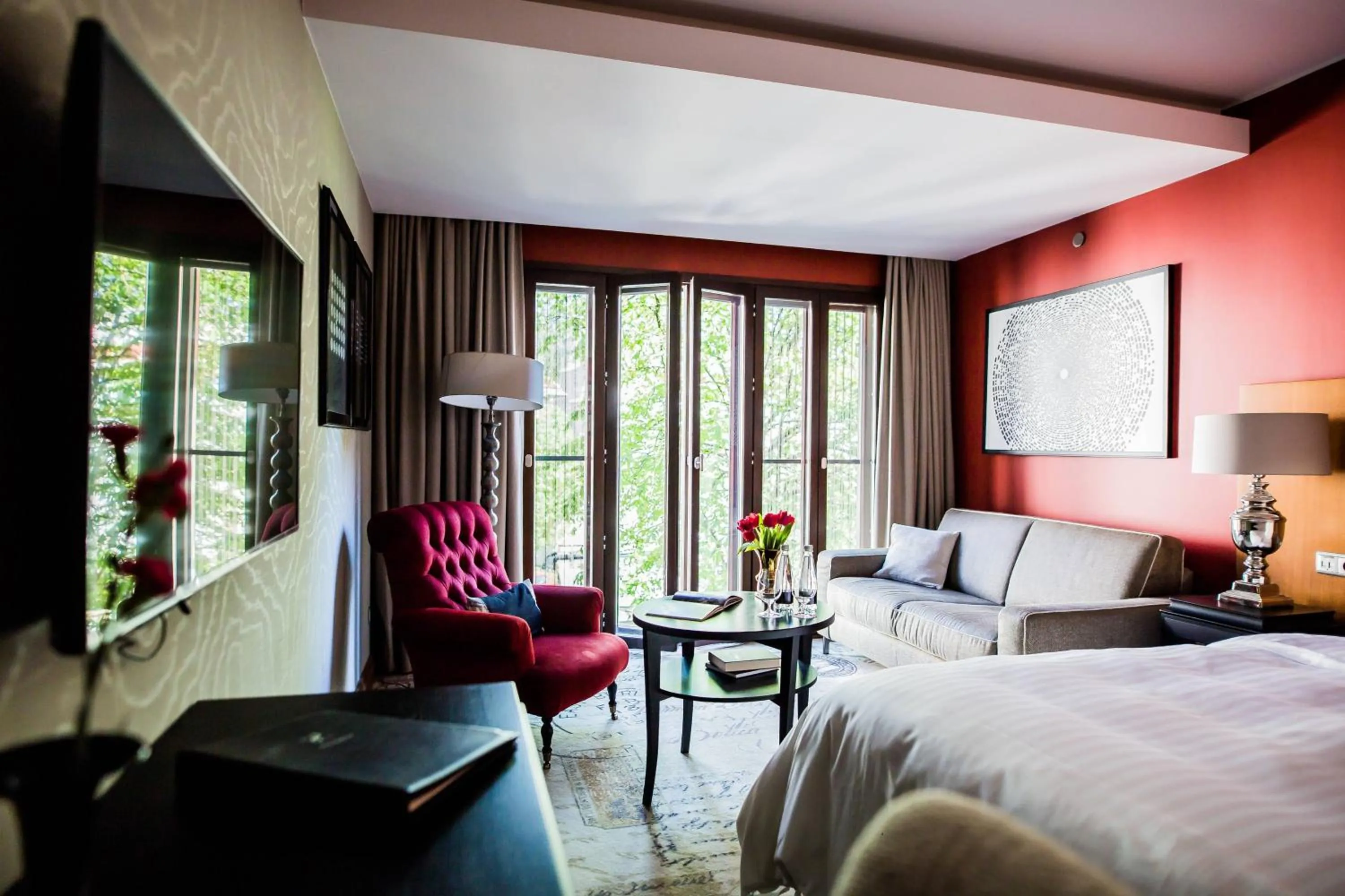 Executive Double Room with Courtyard View in Hotel Telegraaf, Autograph Collection