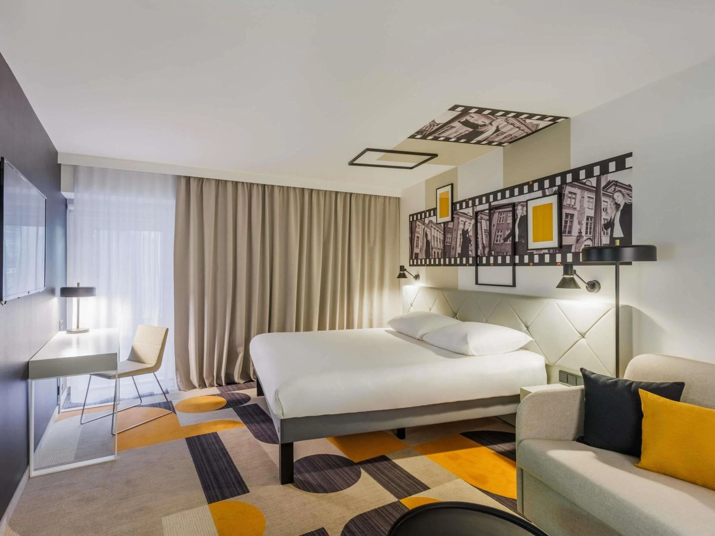 Premium Double Room with Sofa Bed and Sauna - Newly Designed in ibis Styles Tallinn