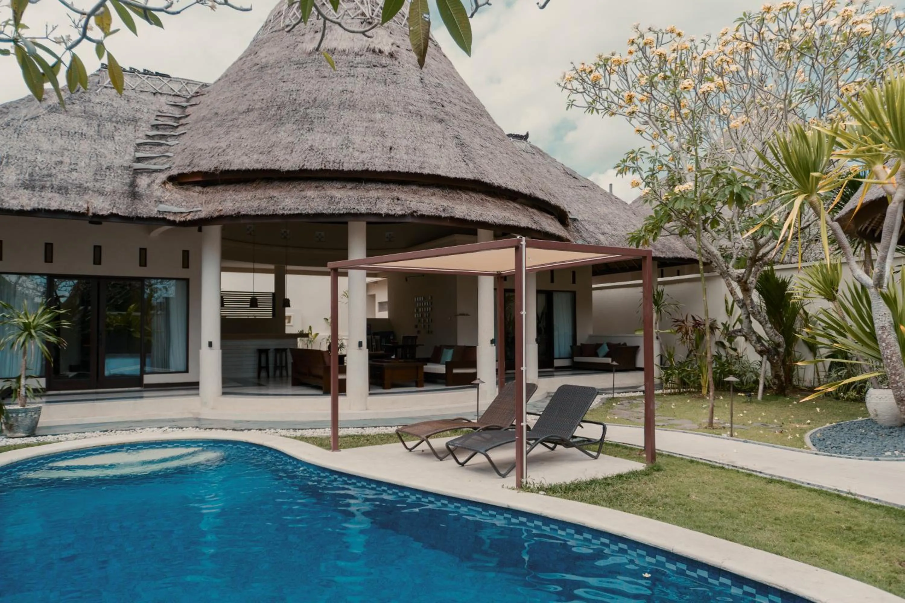 Three-Bedroom Villa with Private Pool and Garden in Aruni Bali Jimbaran Boutique Villa