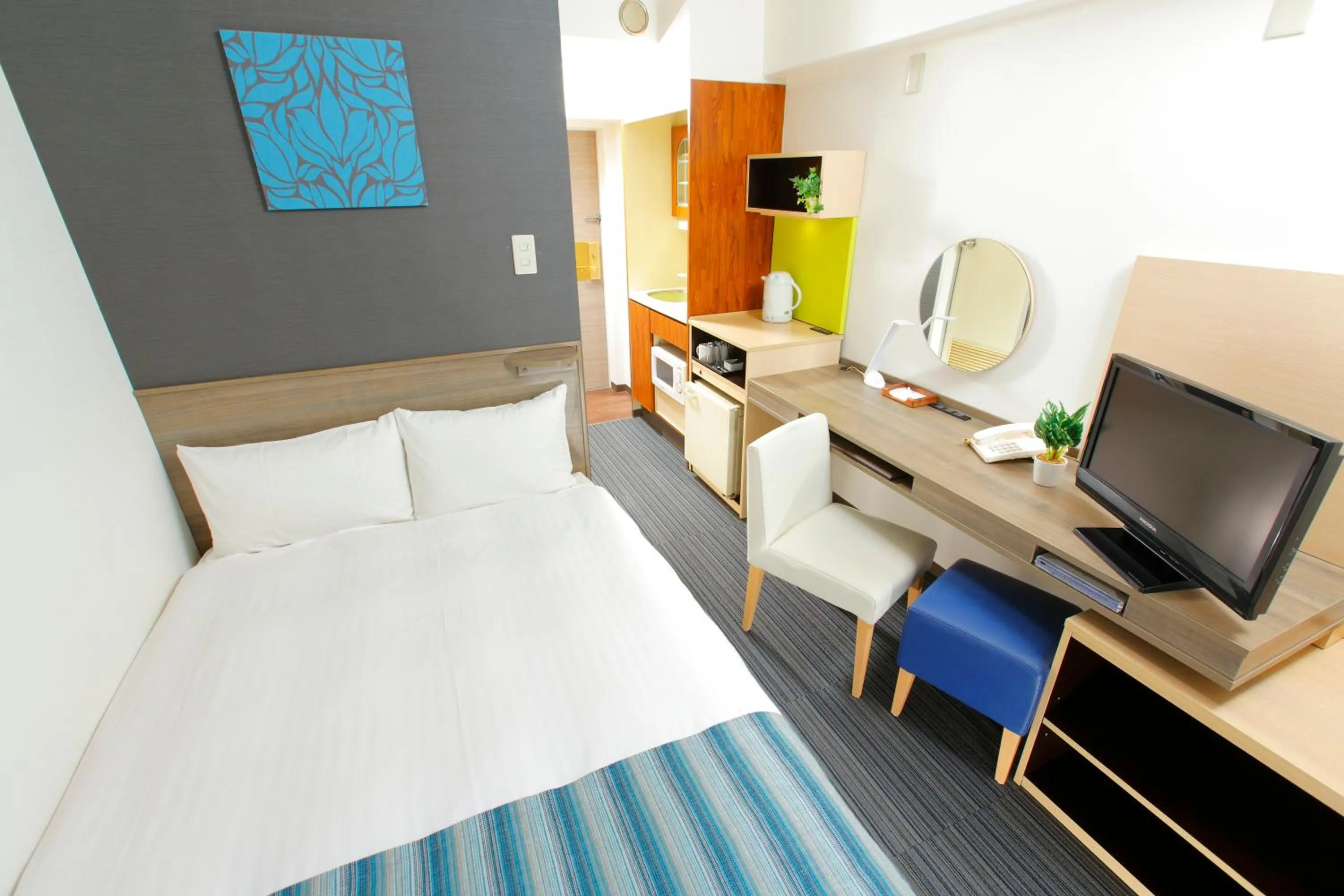 Standard Double Room with Small Double Bed - House Keeping is Optional with Additional Cost - Non-Smoking in HOTEL MYSTAYS Ueno Inaricho