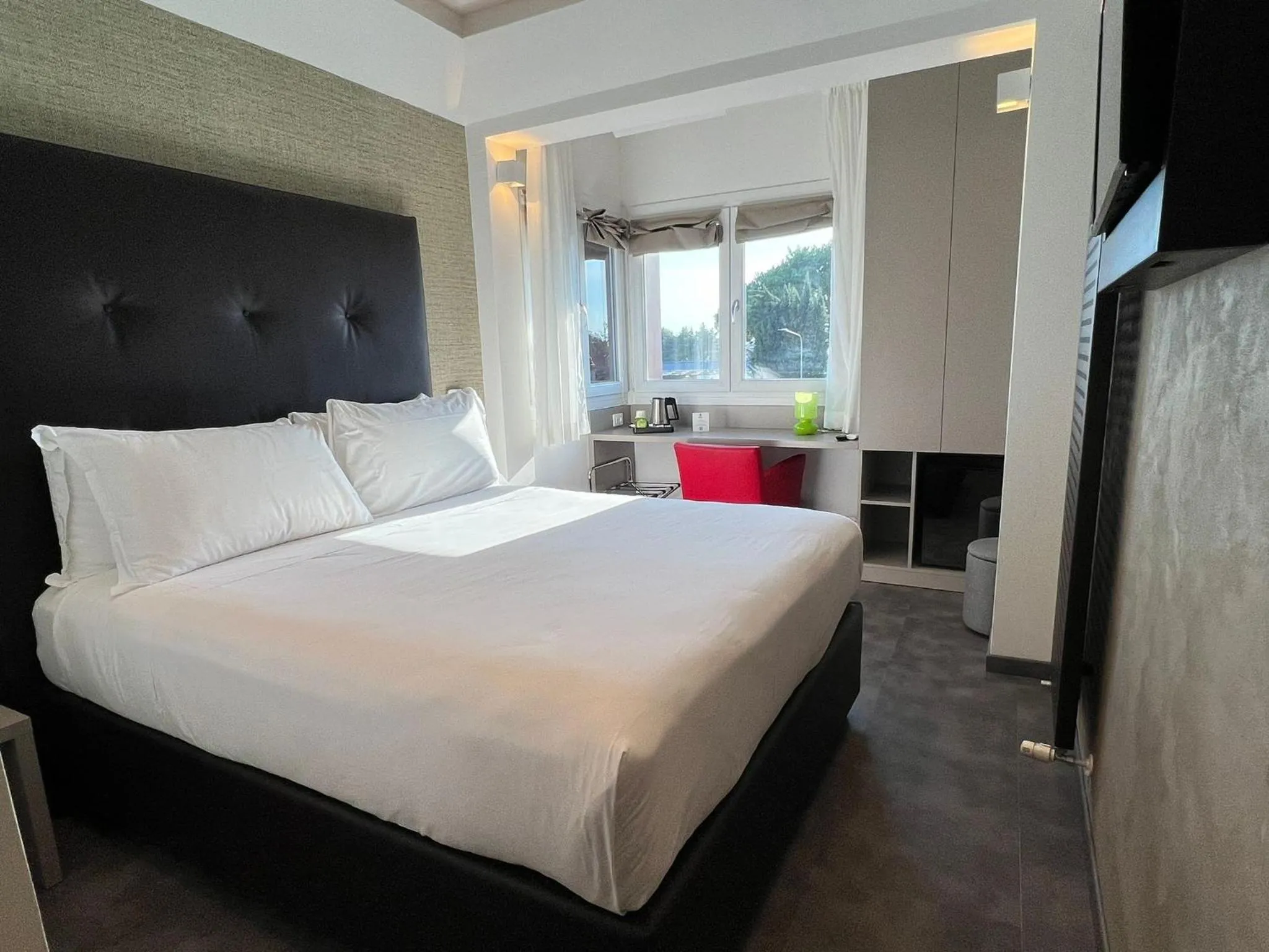 Business Queen Room in Best Western Hotel Continental