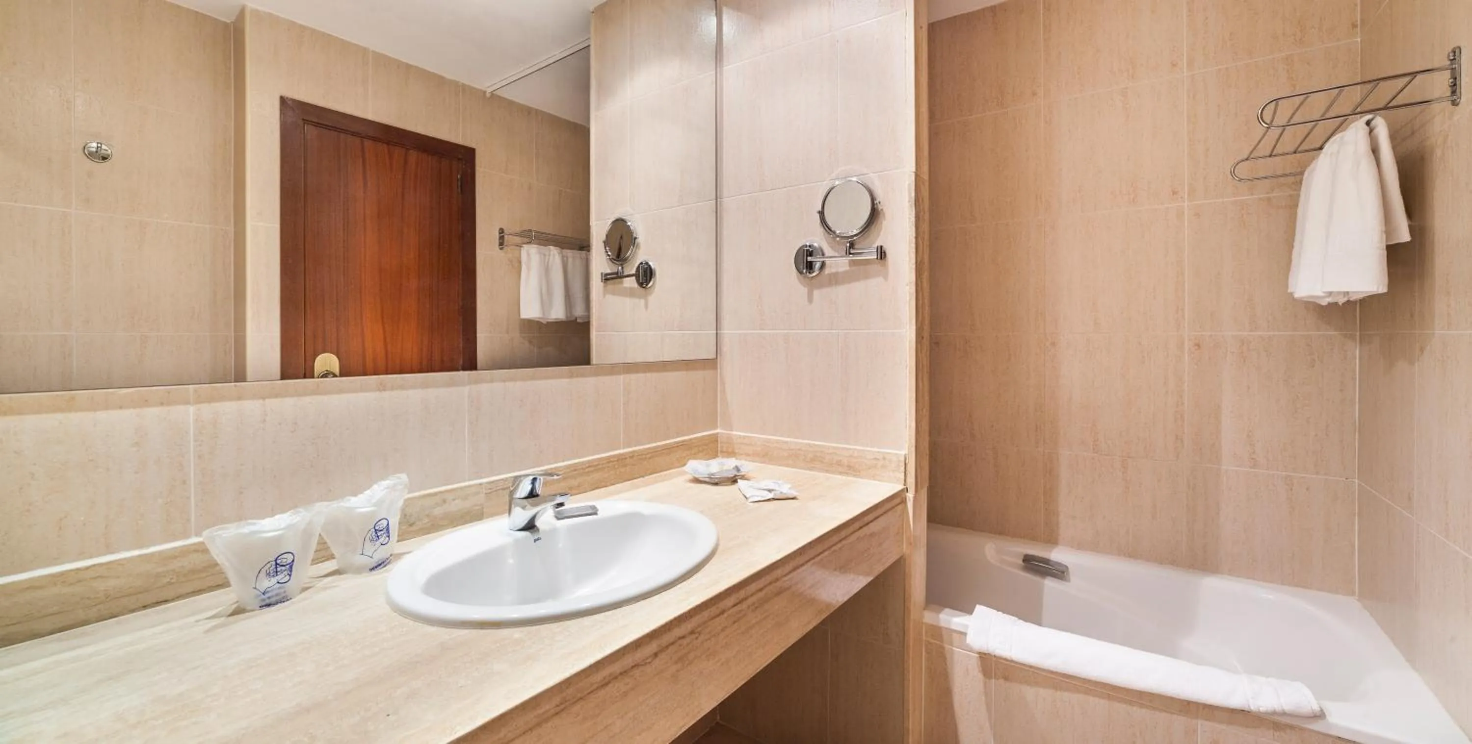 Double Room with Balcony (2 Adults + 1 Child) in Garbi Cala Millor