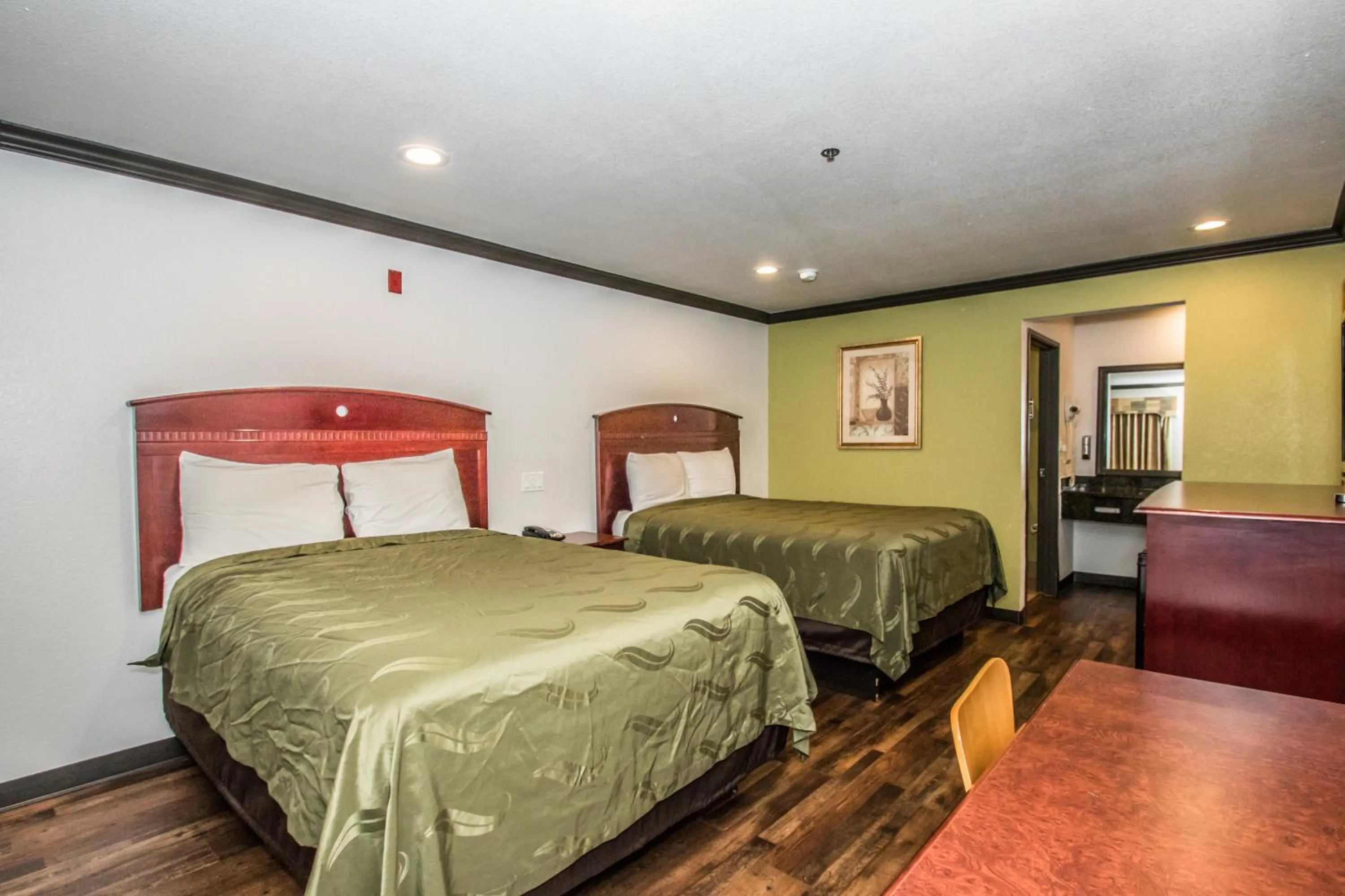Queen Room with Two Queen Beds - Non-Smoking in Americas Best Value Inn Fort Worth