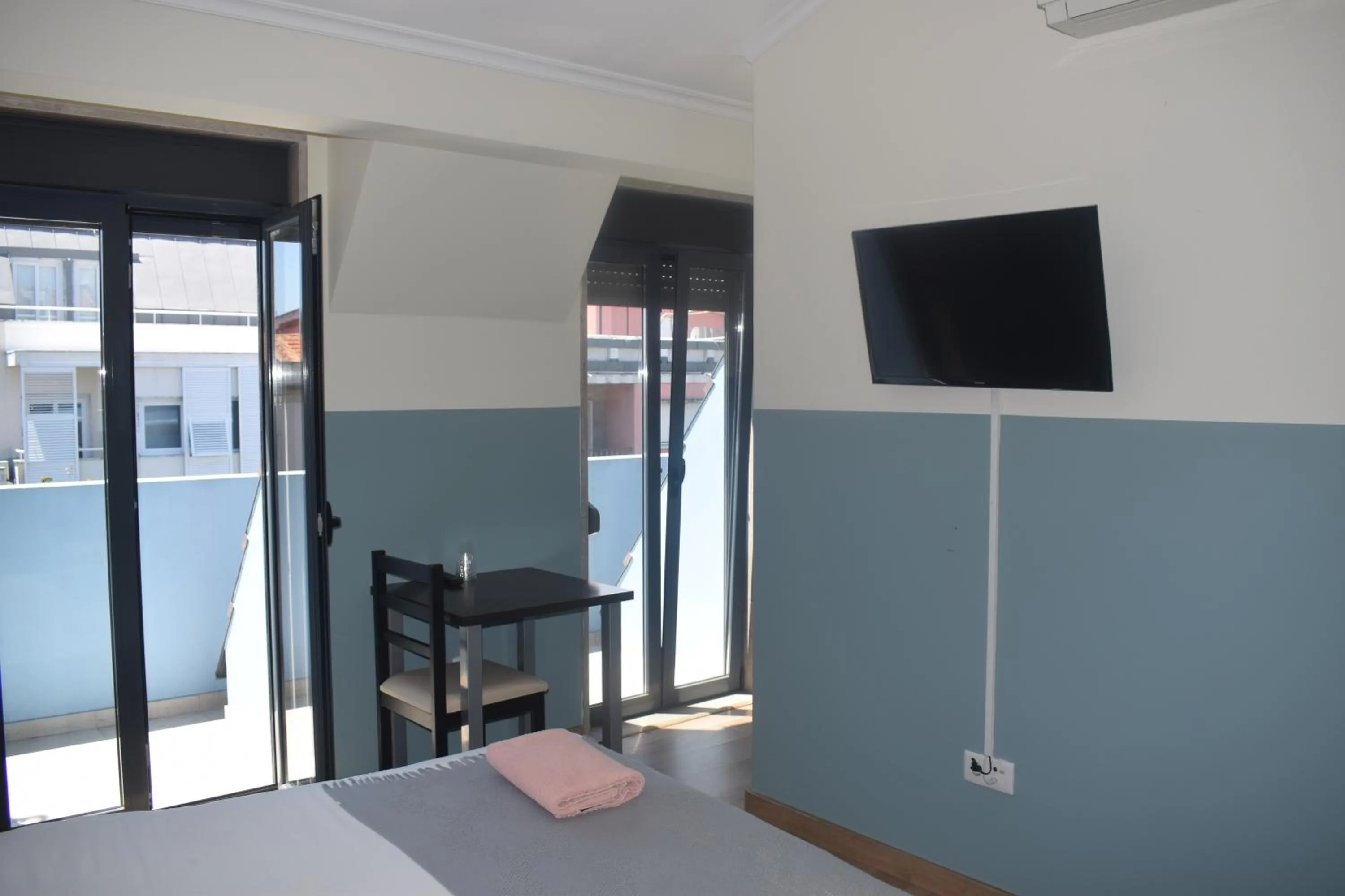 Double Room with Shared Bathroom and Terrace in Universo Romantico