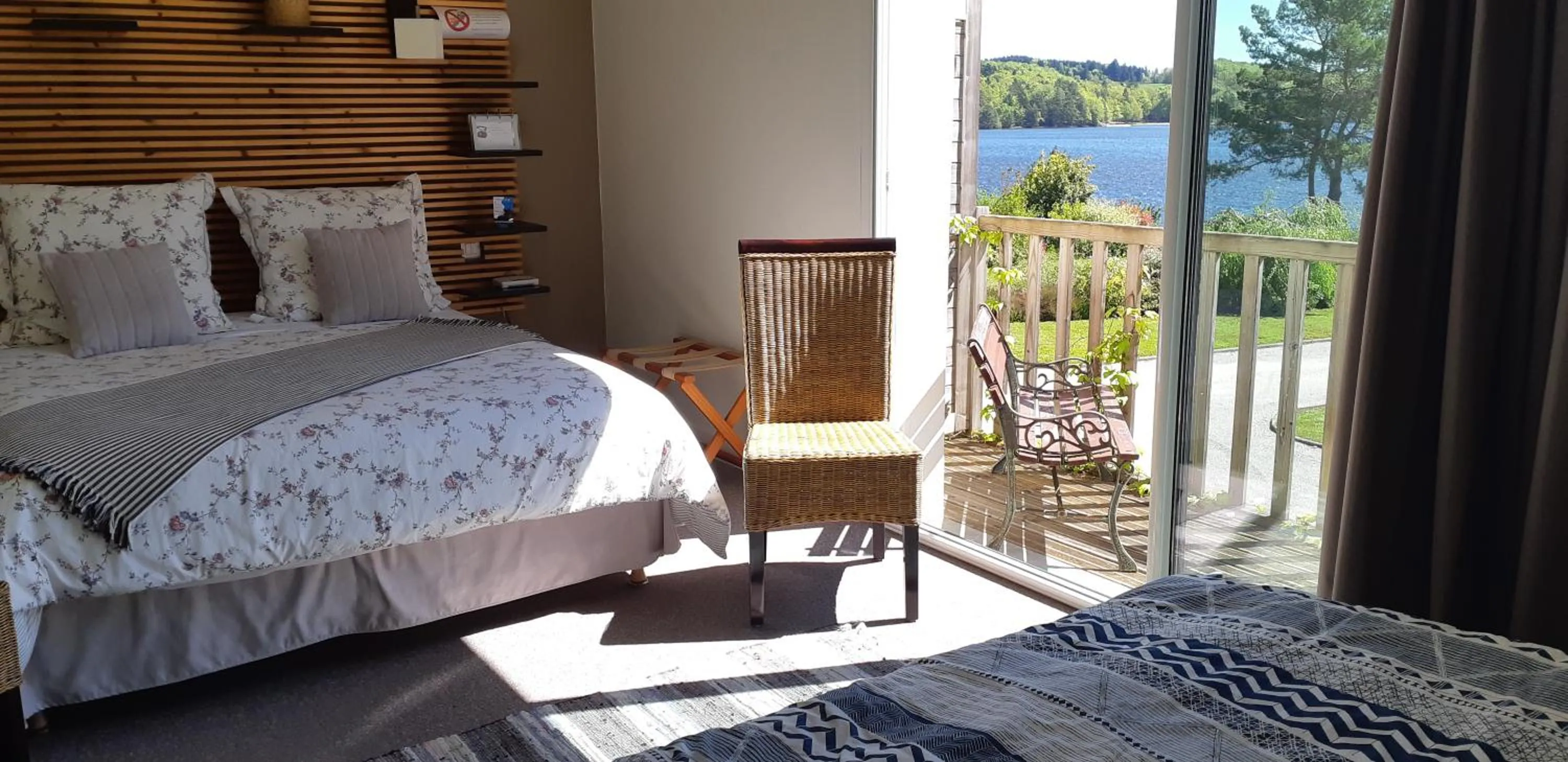 Quadruple Room in Logis Hotel du Lac
