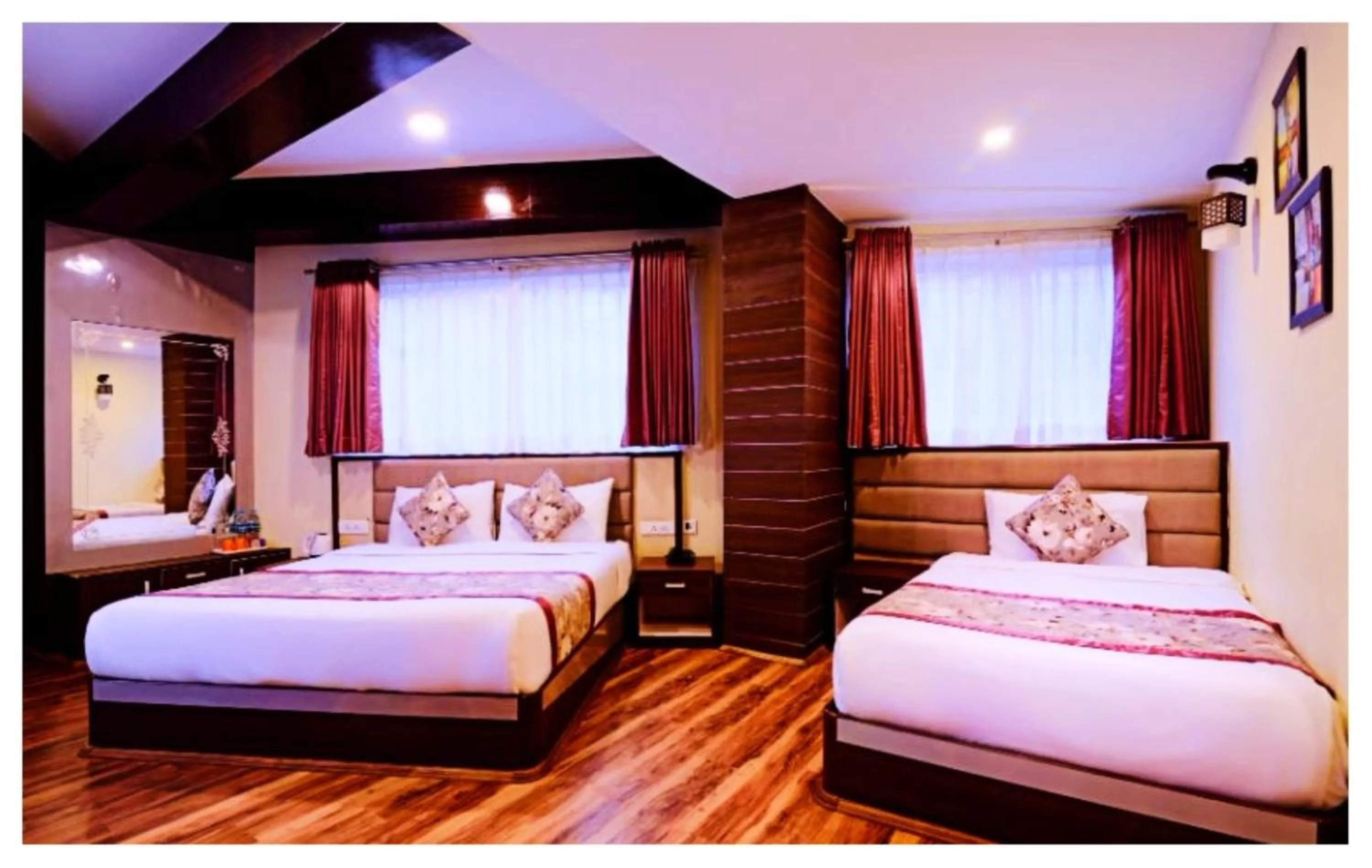 Deluxe Triple Room in Hotel Zambala Retreat & Spa Darjeeling