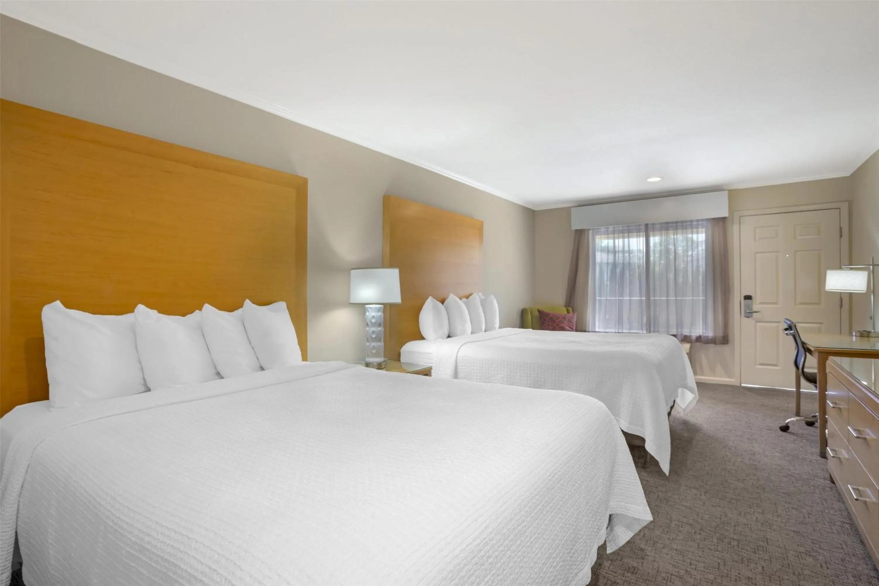 Queen Room with Two Queen Beds - Non-Smoking in Best Western Plus Dixon Davis