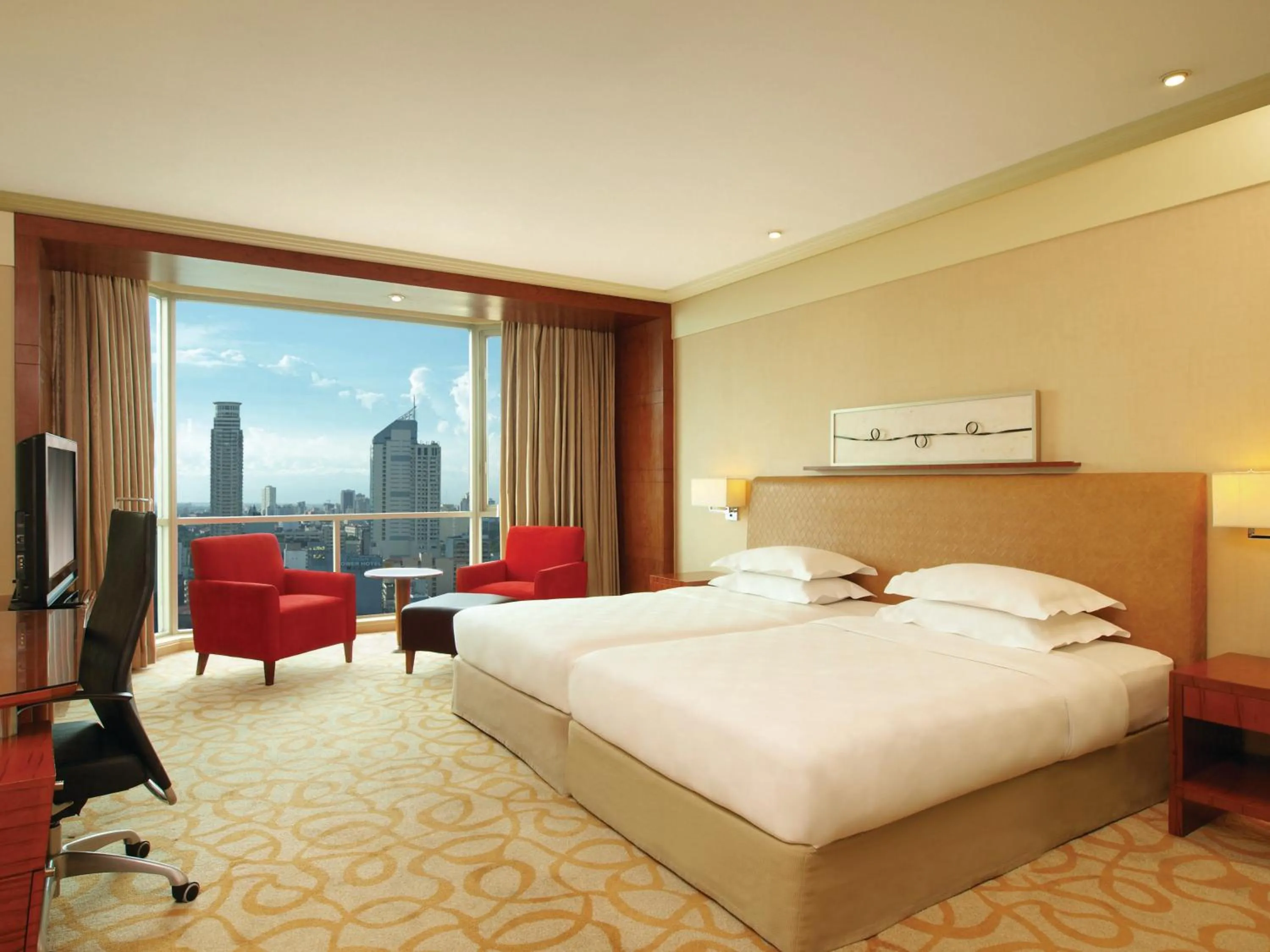 Superior Twin Room in New Coast Hotel Manila