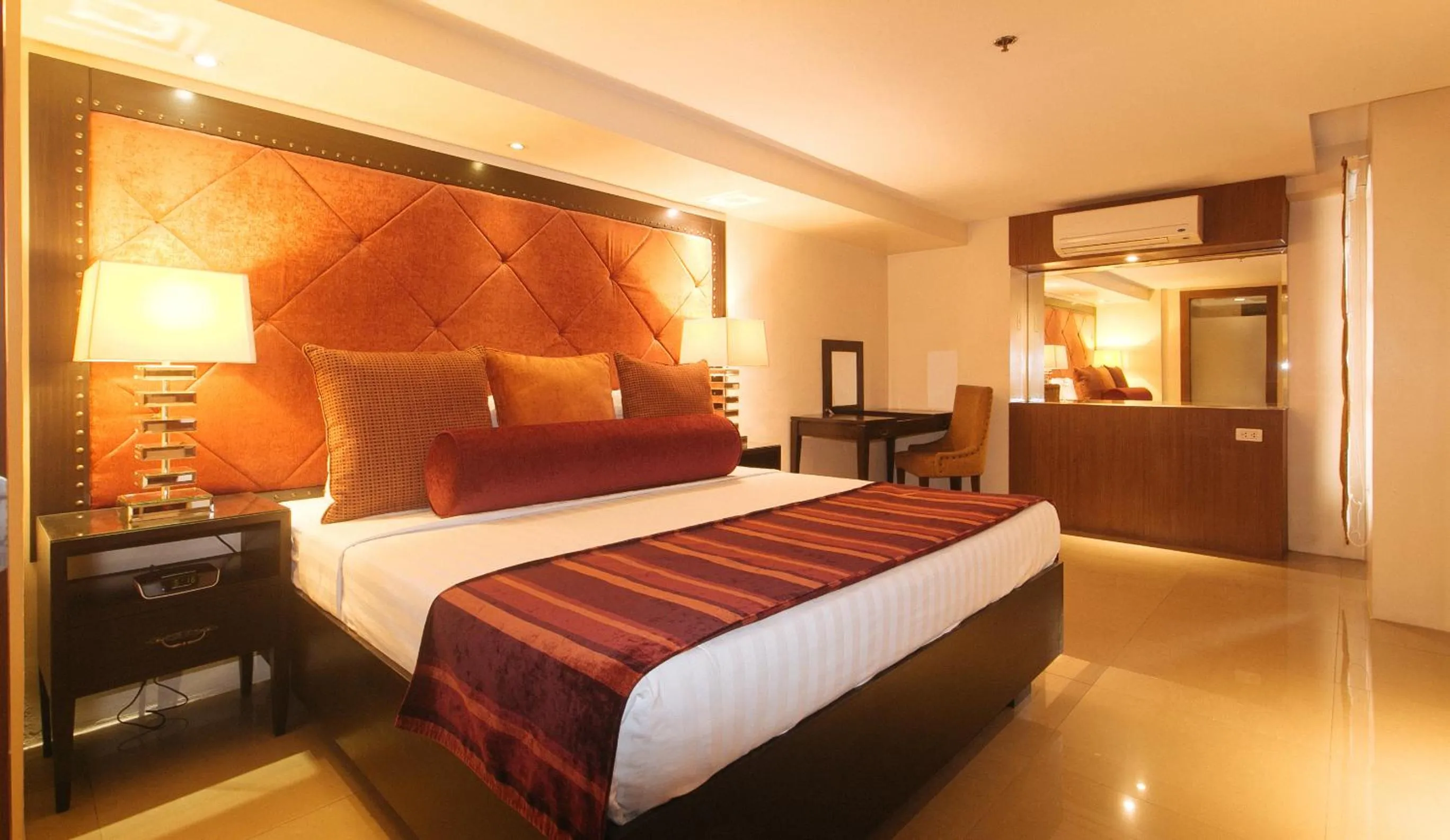 Venezia Room in Torre Venezia Suites