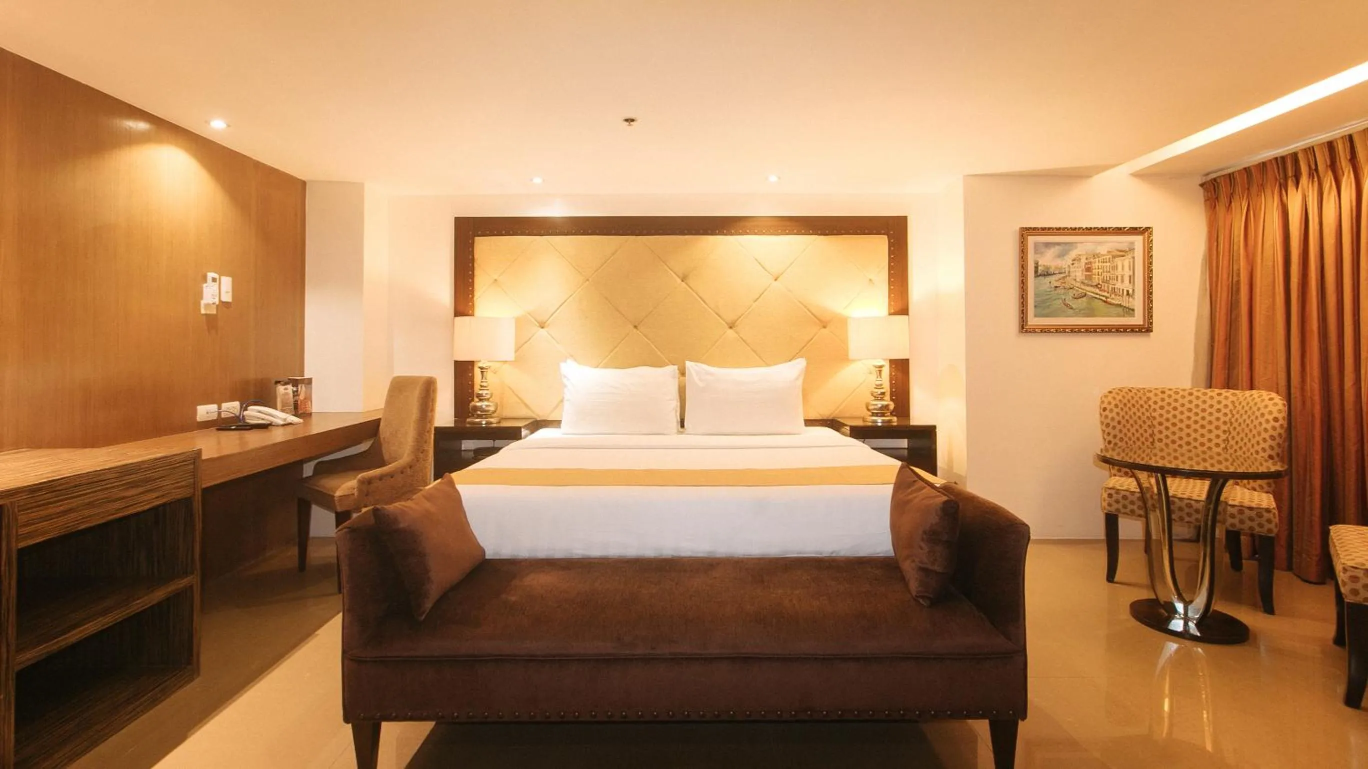 Superior Double Room in Torre Venezia Suites