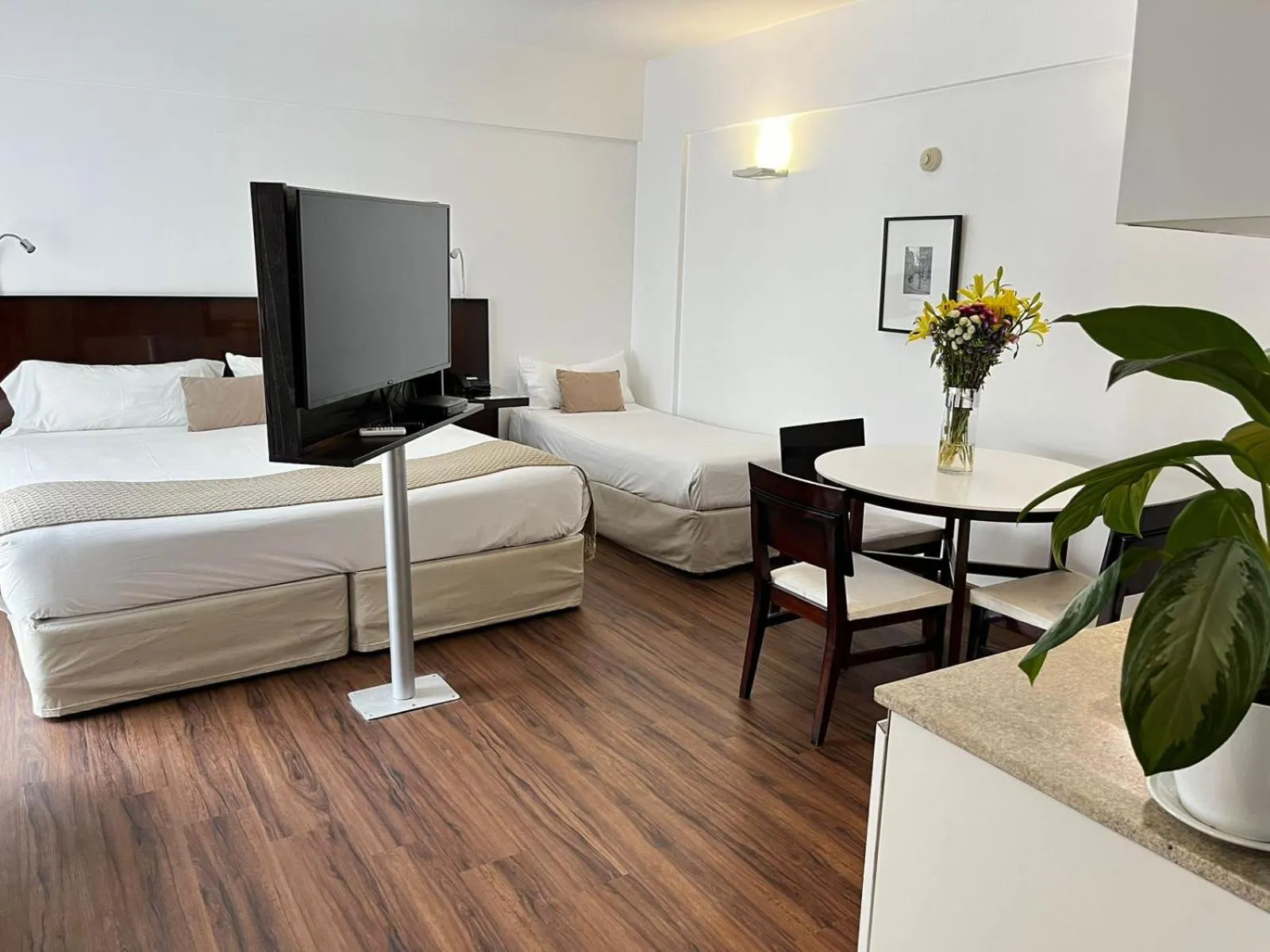 Deluxe Triple Room in Awwa Suites & Spa