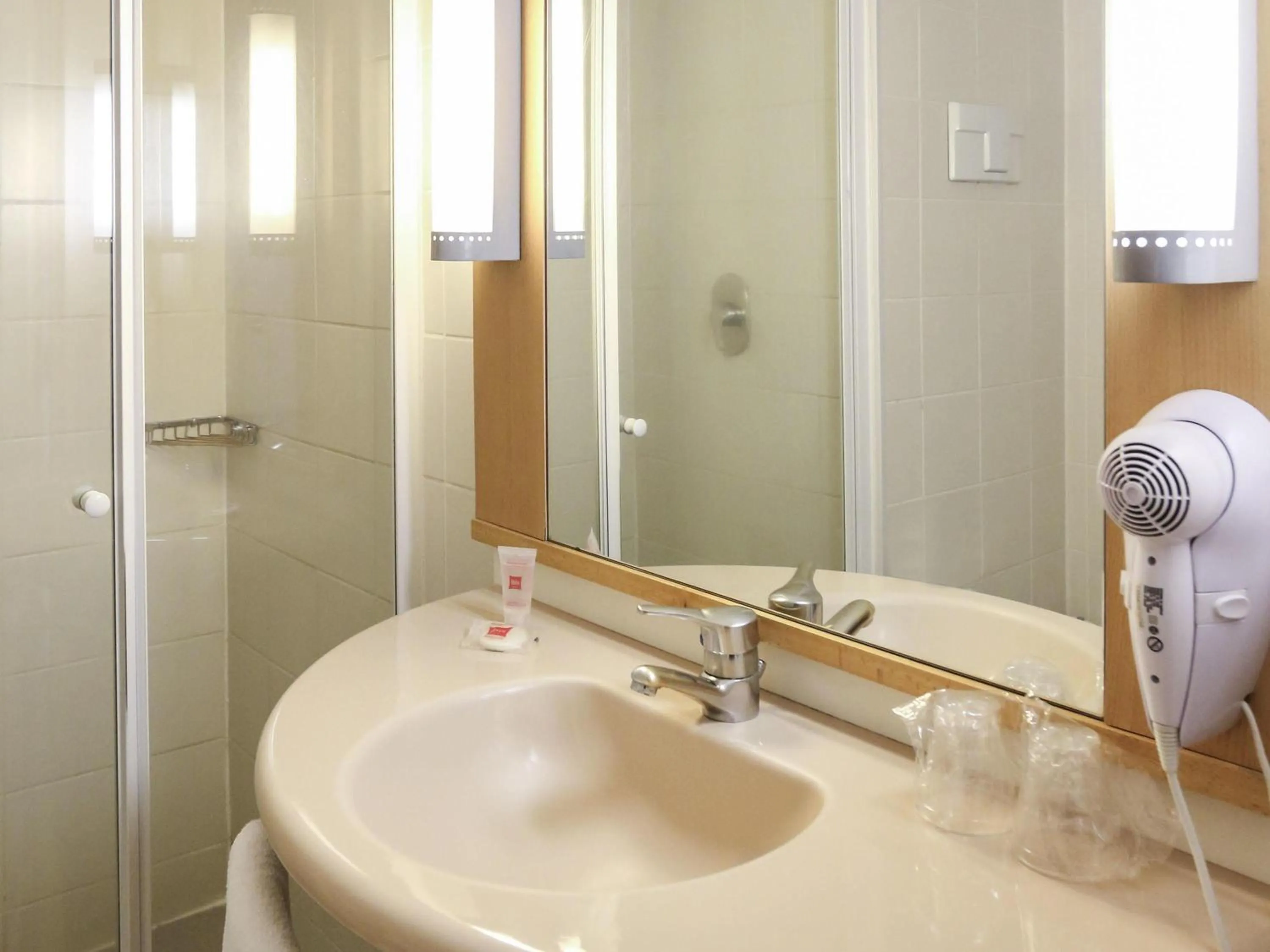 Standard Double Room in ibis Buenos Aires Congreso