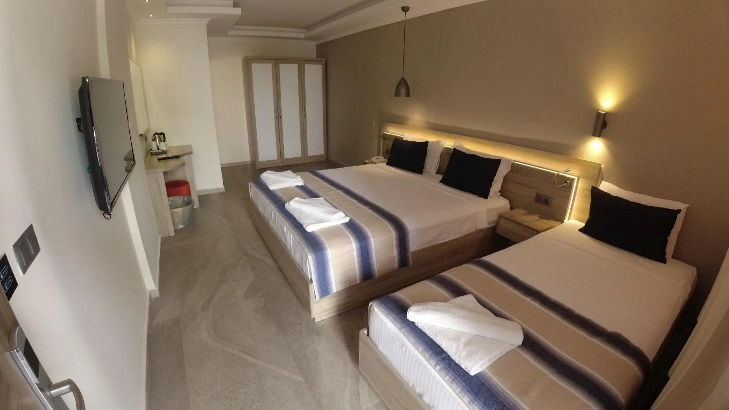 Standard Triple Room in Seyir Village Hotel