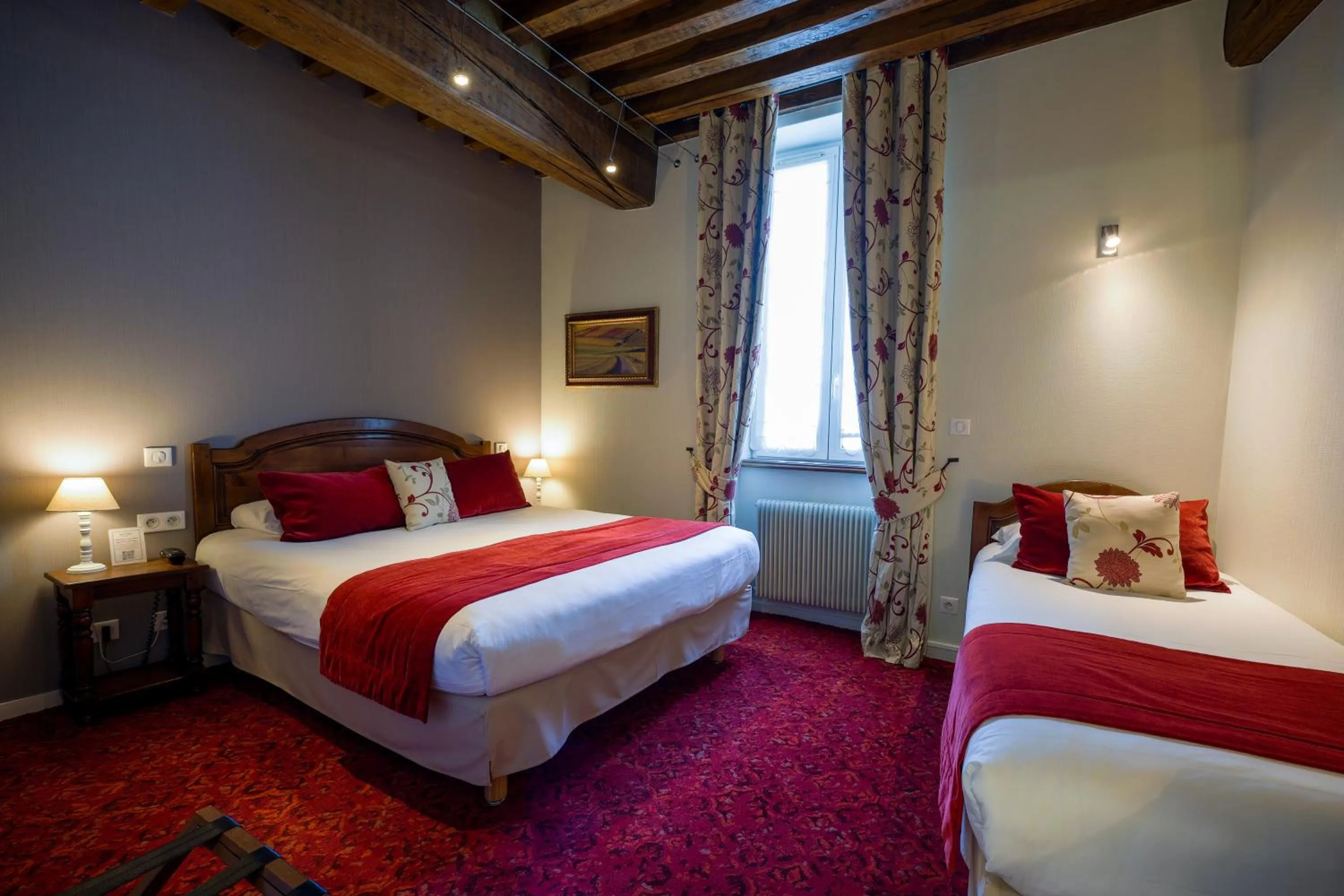 Triple Room in Hôtel Wilson - Teritoria