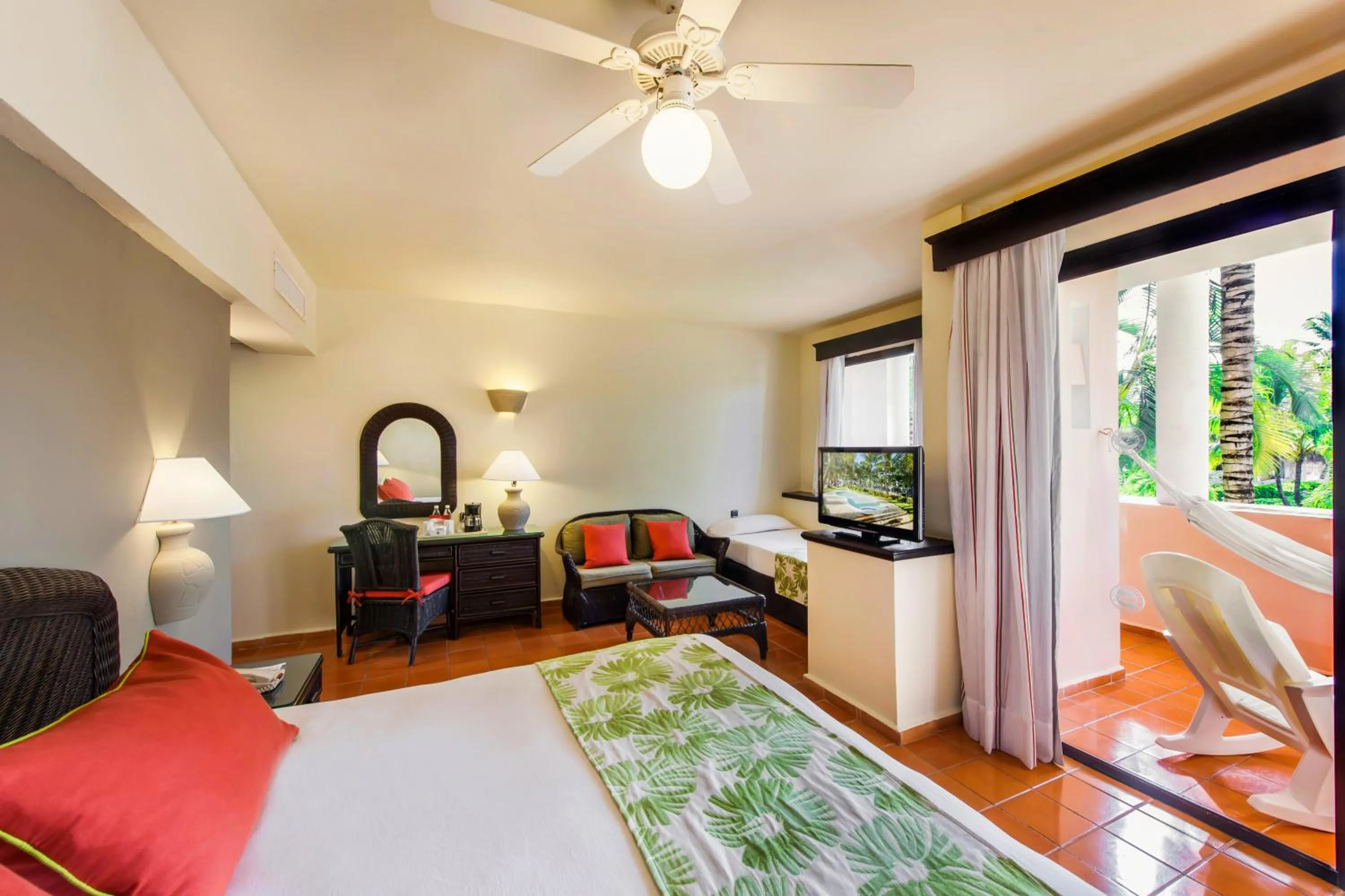 Junior Suite - single occupancy in Catalonia Punta Cana - All Inclusive