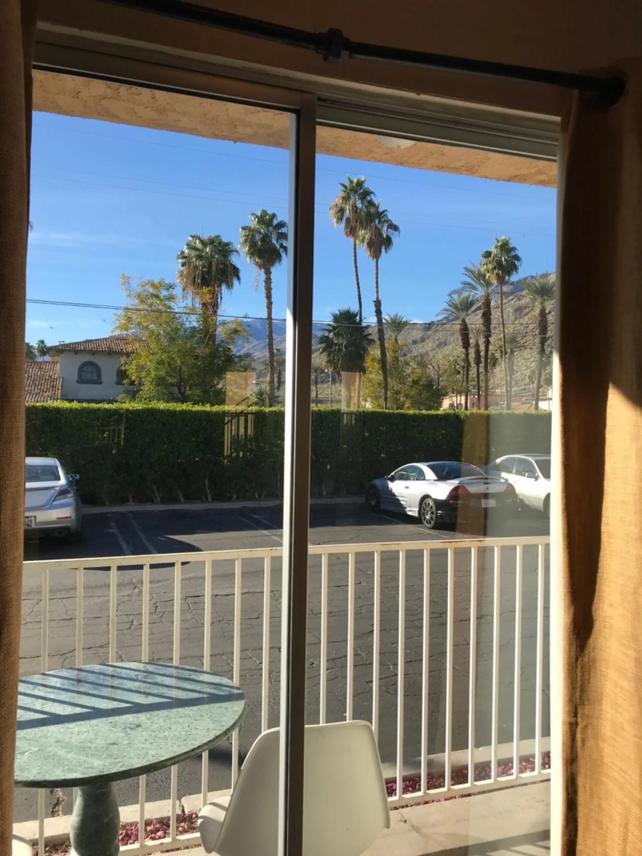 King Room with Balcony in Delos Reyes Palm Springs