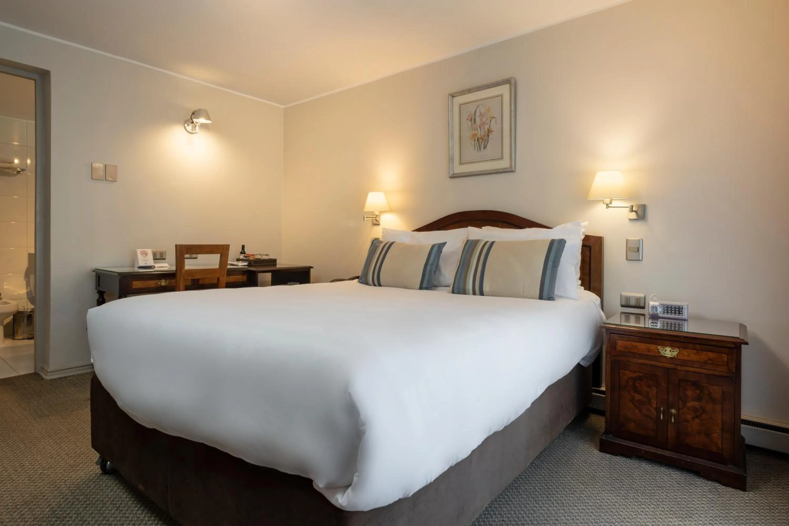 Superior Queen Room in Teclados Hotel