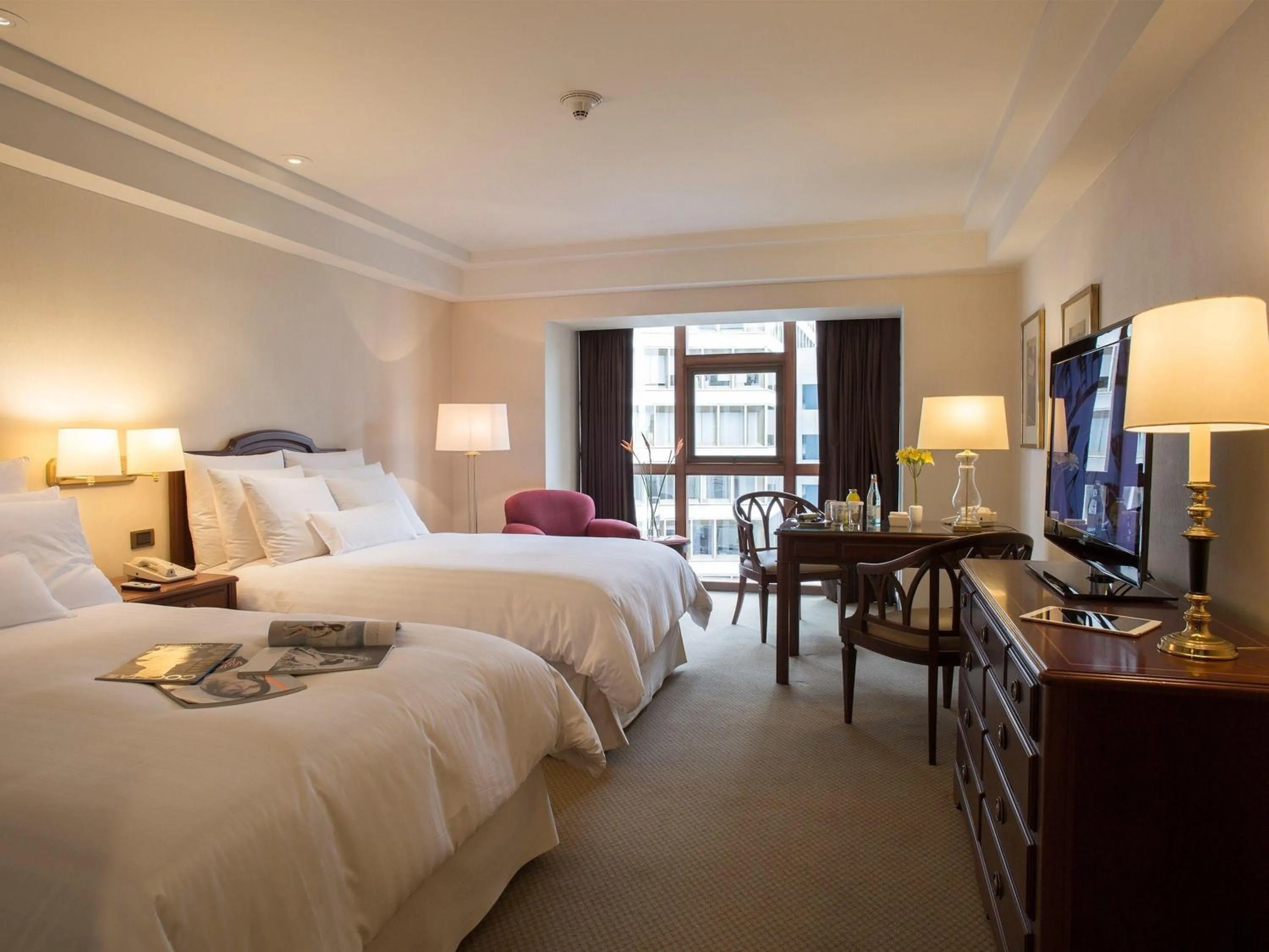 Swiss Advantage Room with Two Beds in Swissotel Lima