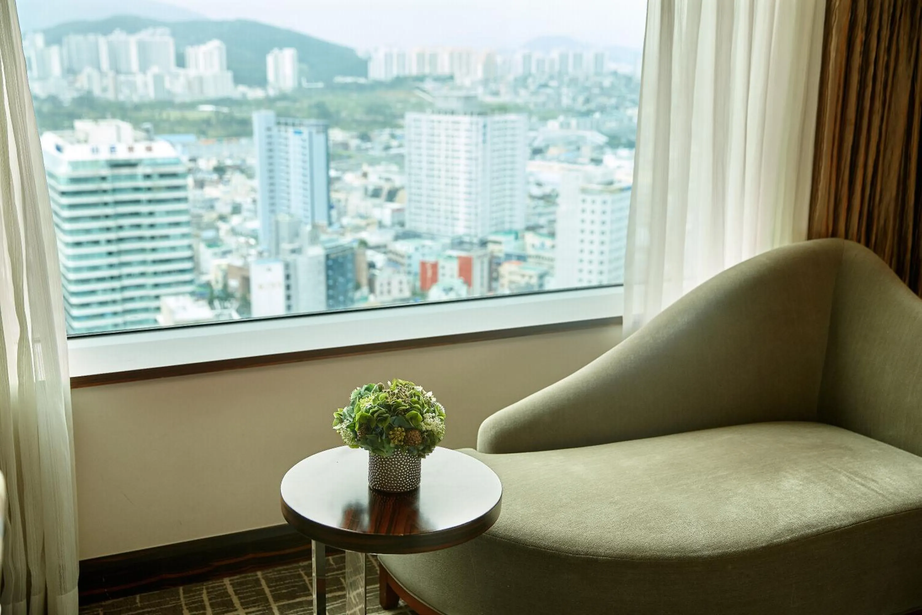 Deluxe Double Room in Lotte Hotel Busan