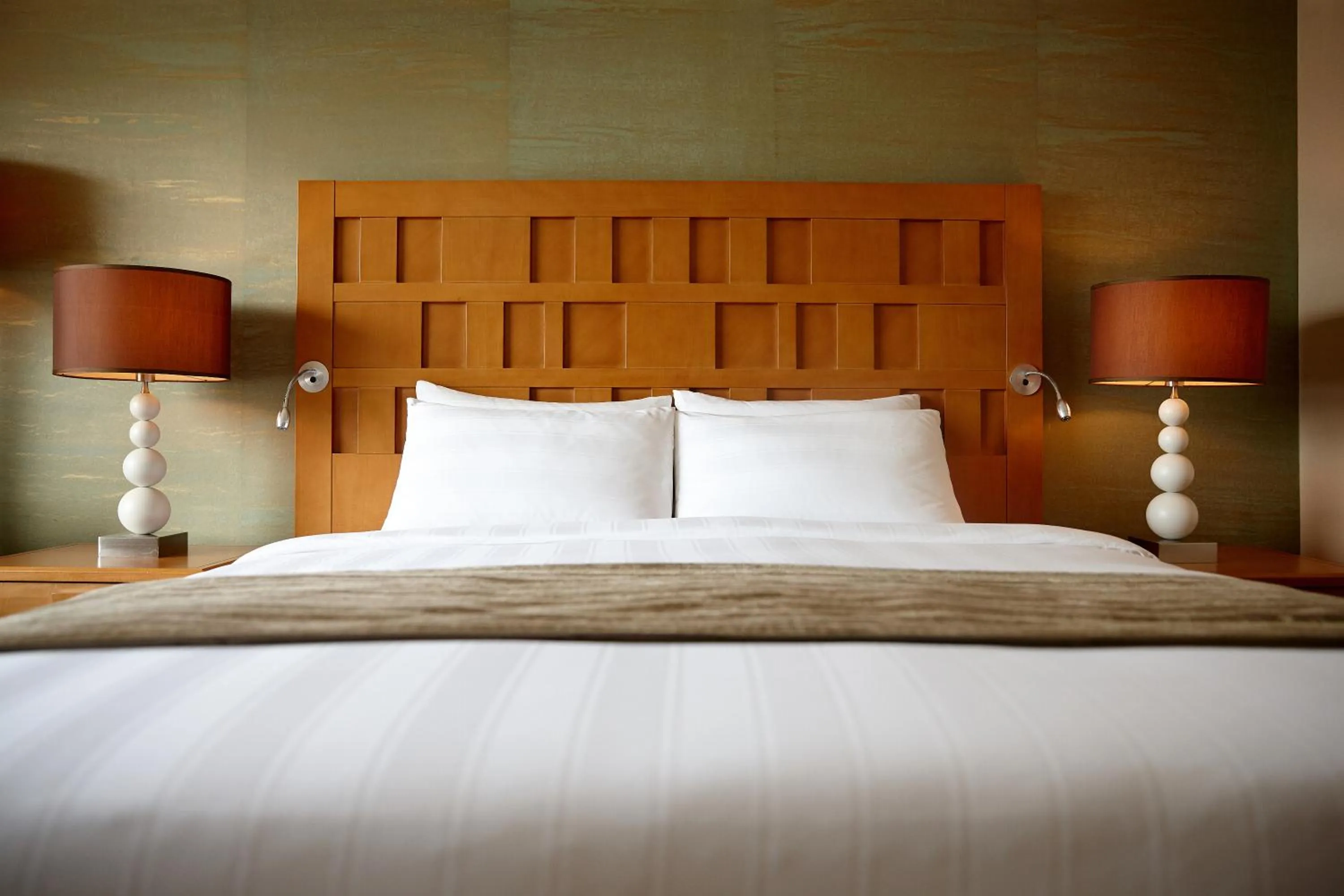 Premier Double with swimming pool, fitness, sauna access for 2pax in Lotte Hotel Busan