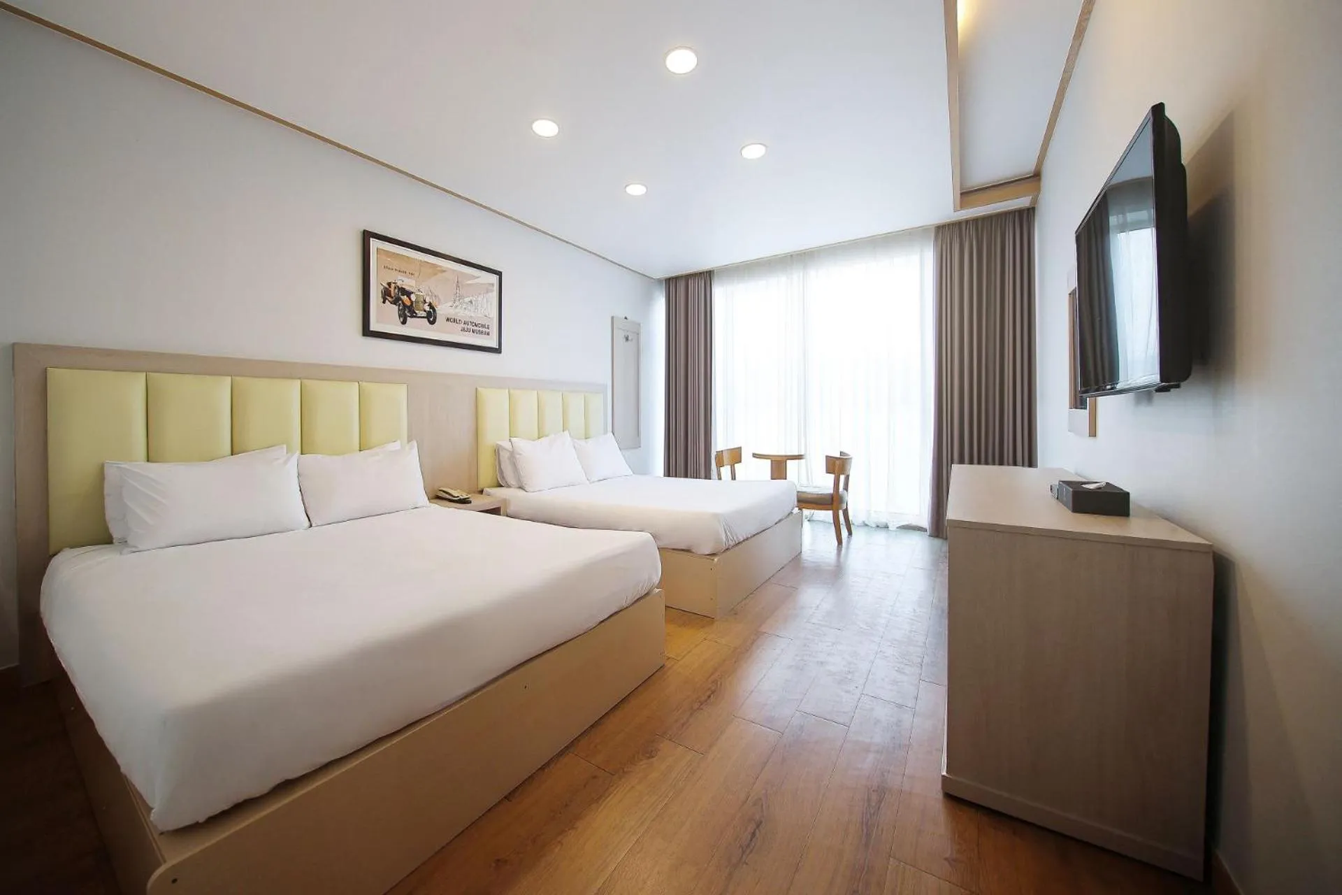 Family Double Room in Shin Shin Hotel Jeju City