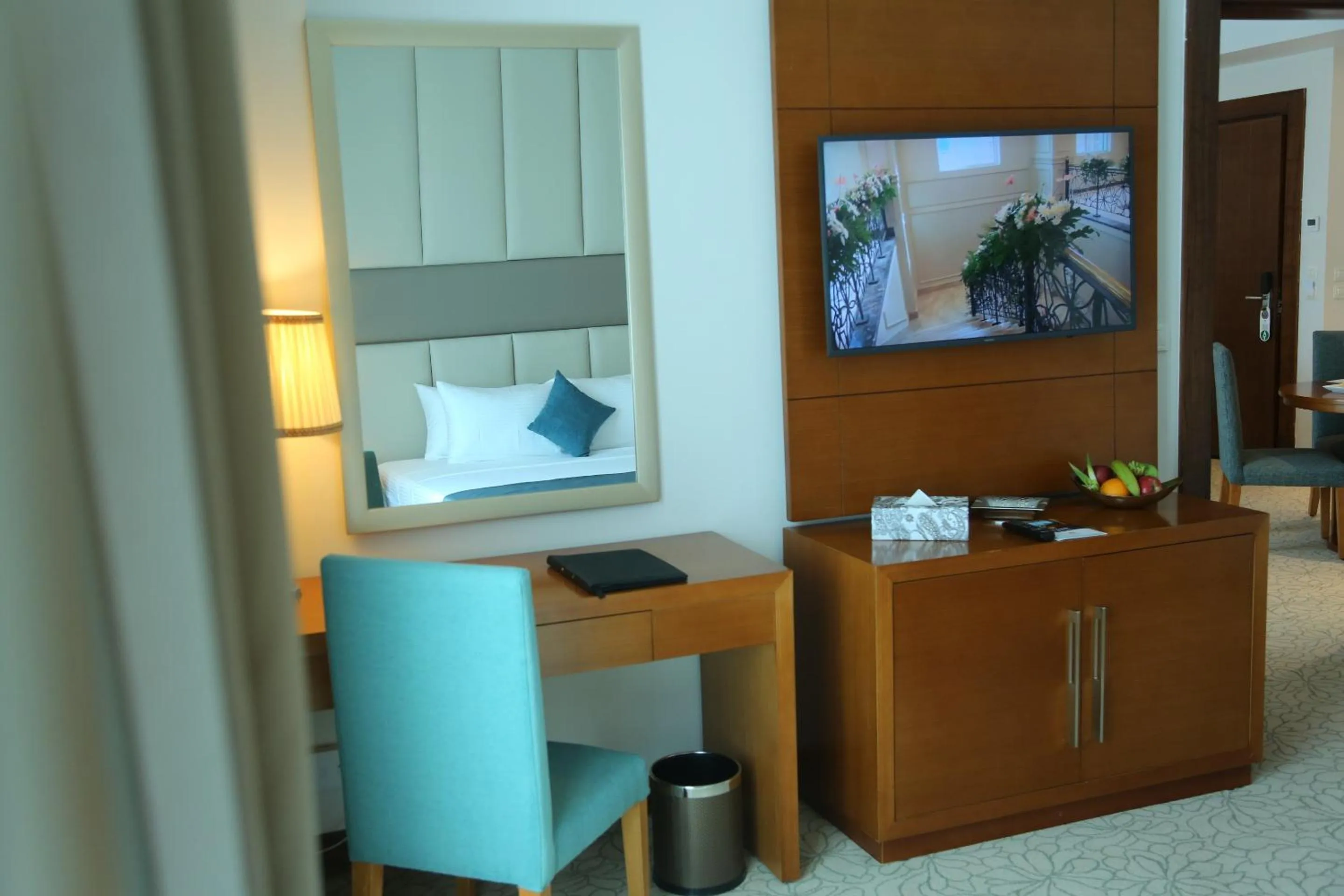 Junior Suite in Tolip Golden Plaza