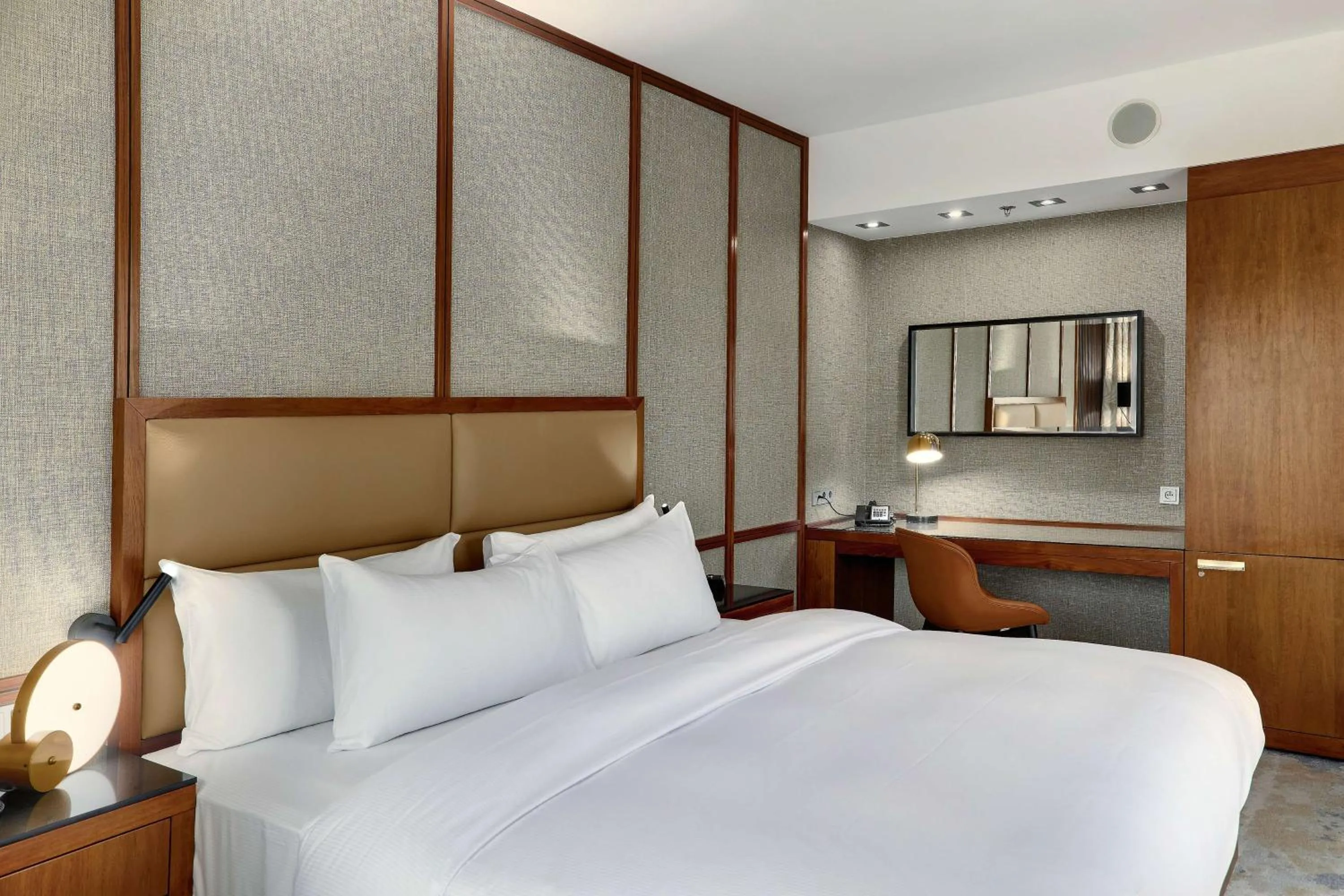 Hilton King Guestroom Courtyard  in Hilton Gdansk