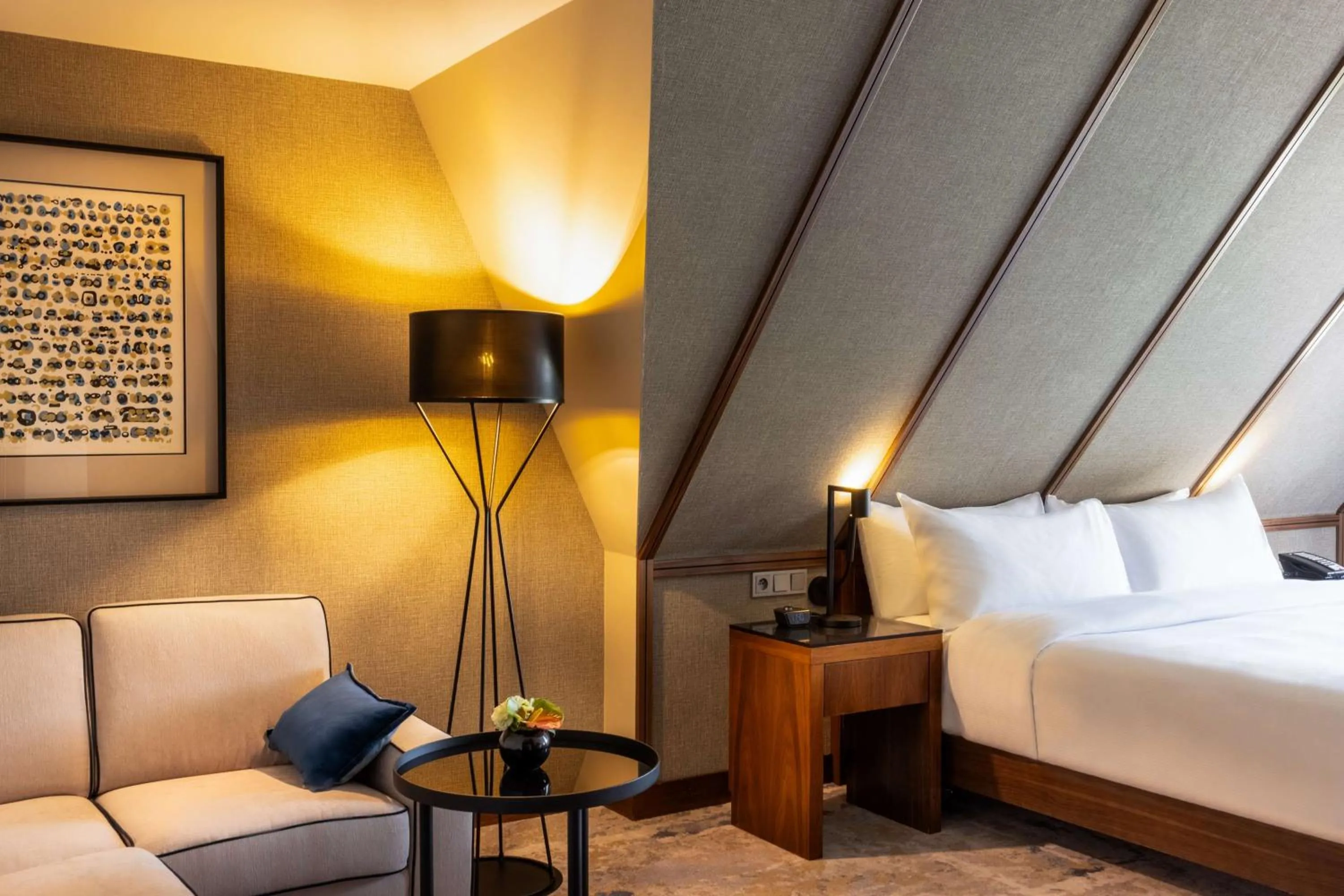 Superior King Room with Park/City View in Hilton Gdansk