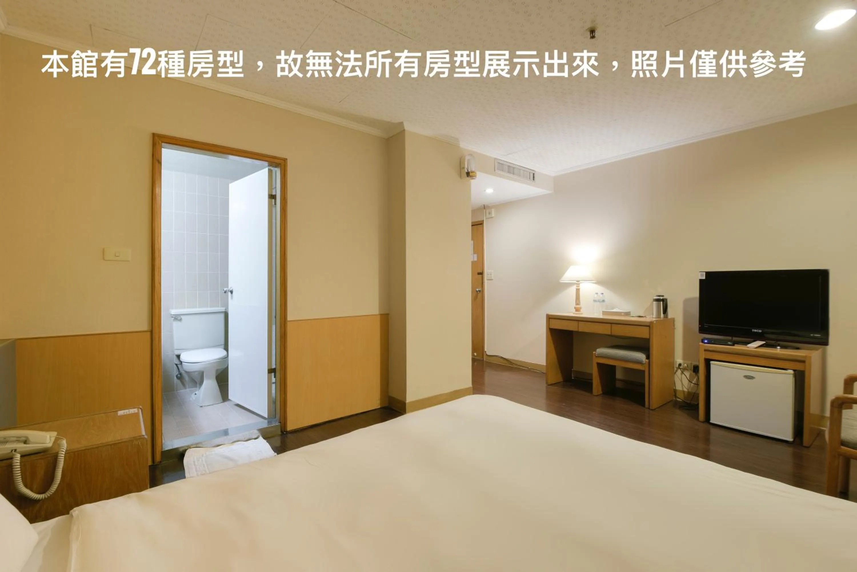 Budget Double Room (No Window) in Back Home Hotel