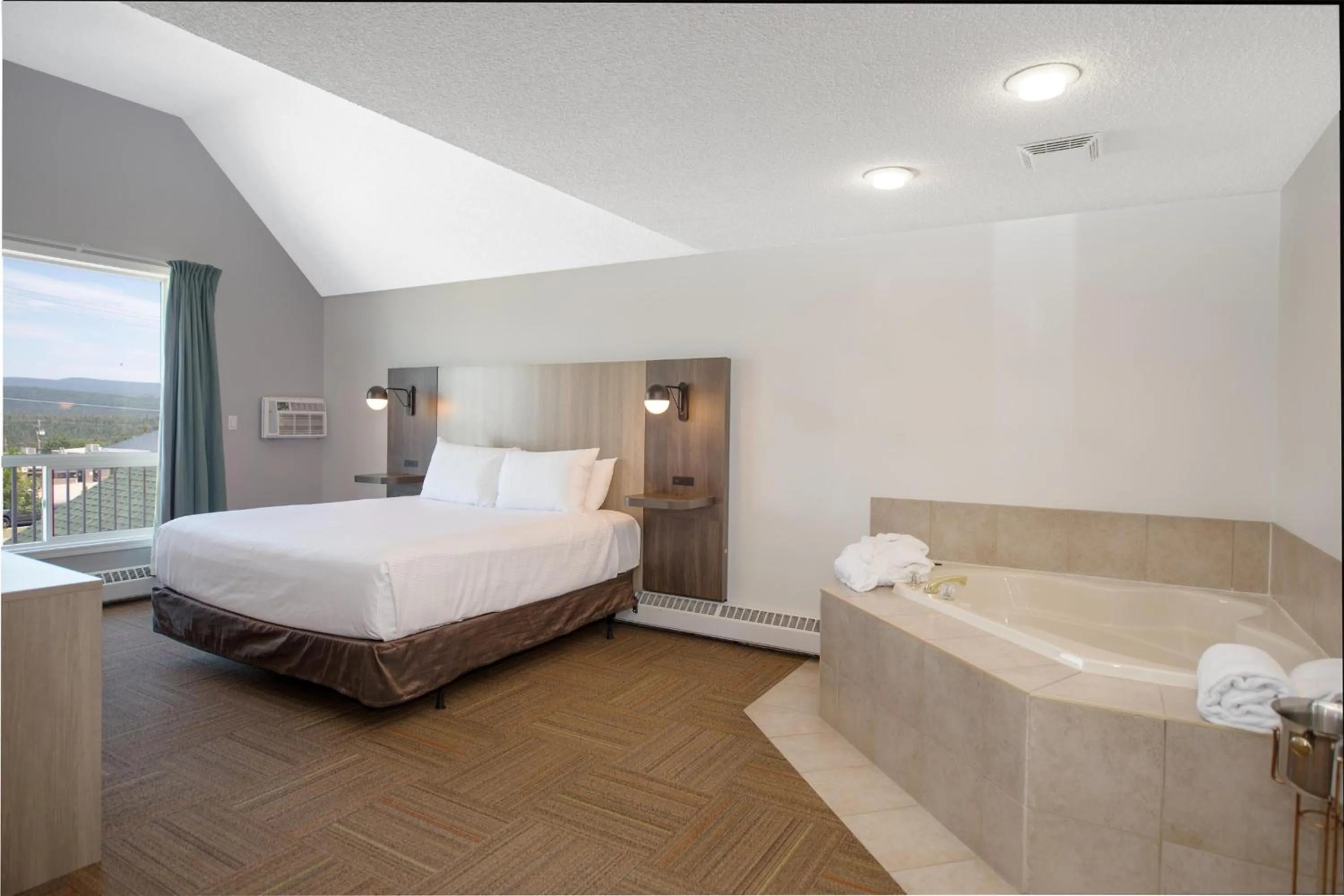 King Suite in Coast Hinton Hotel