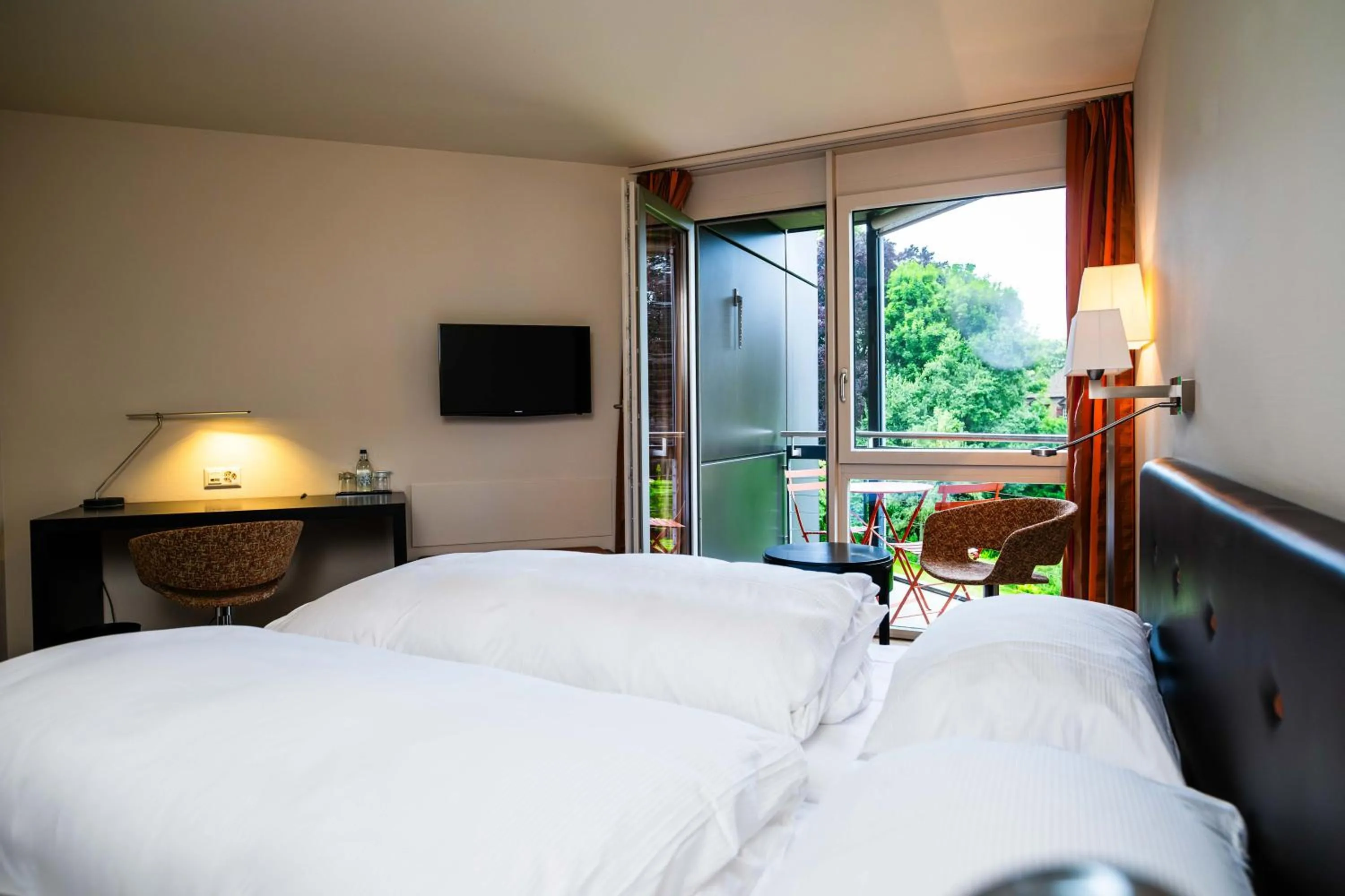 Twin Room with Balcony in Hotel Seepark Thun