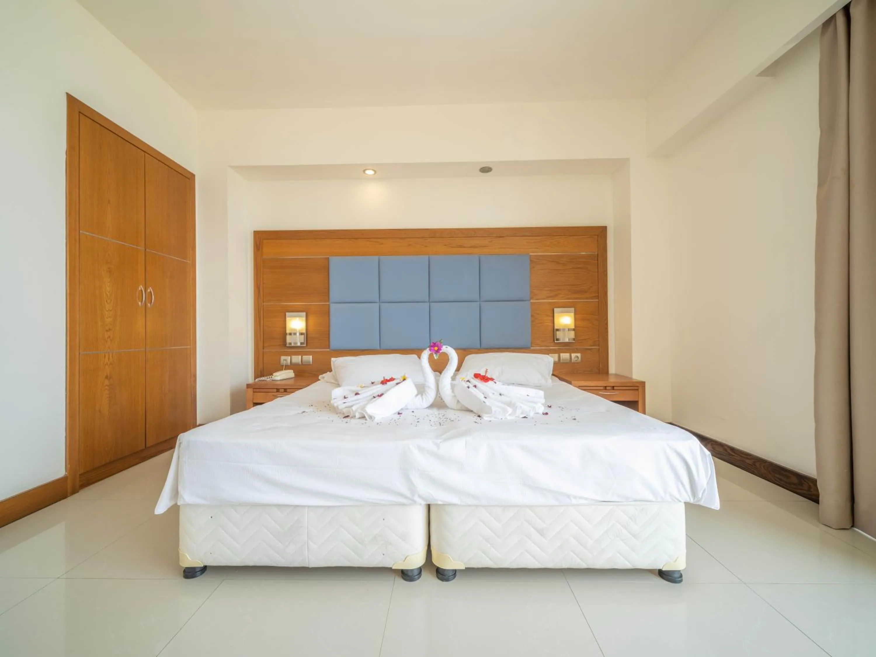 Family Room with Sea View (2 Adults + 1 Child)   in Sunshine Rhodes