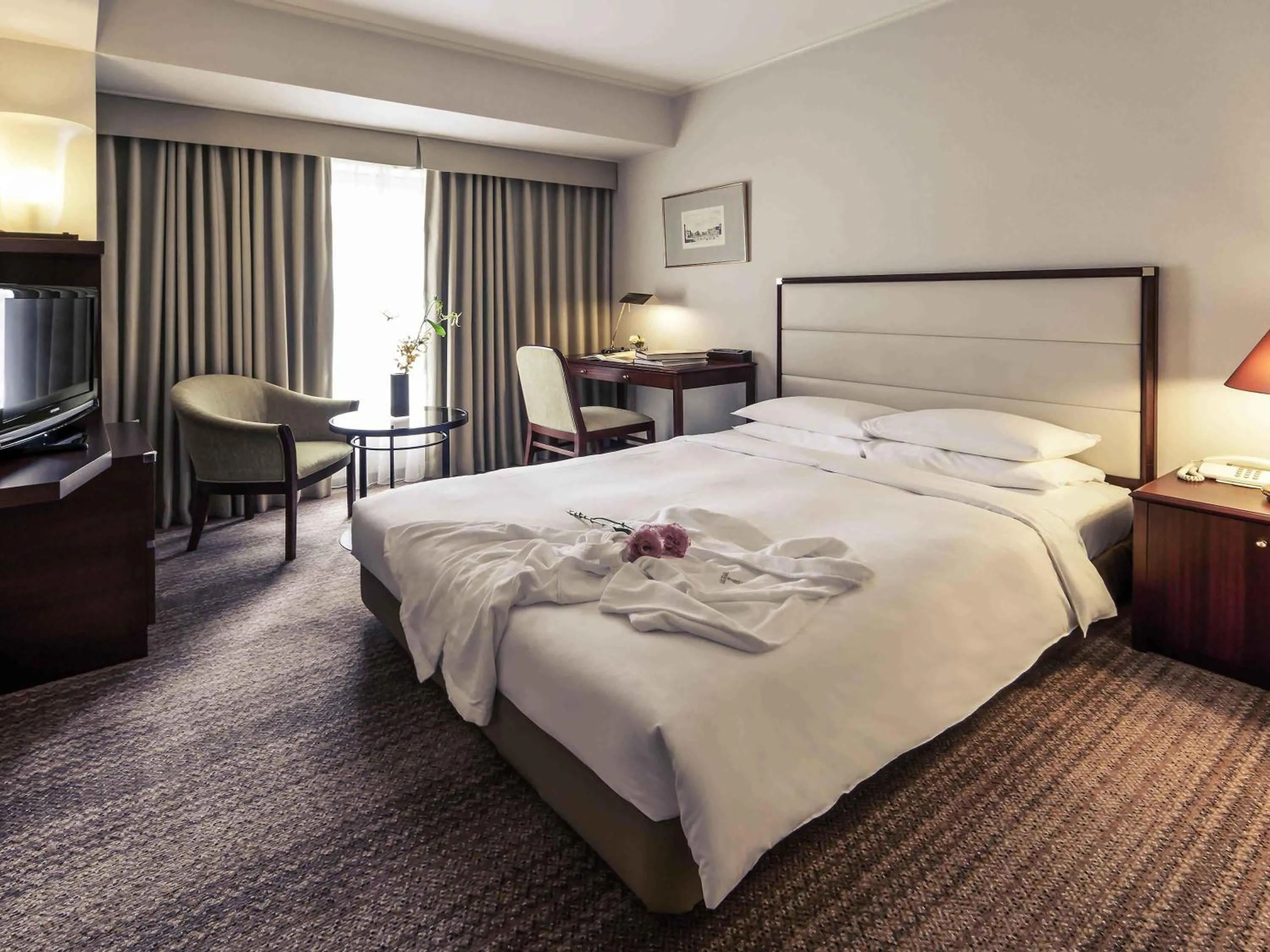 Standard Double Room - single occupancy - Smoking in The Cypress Mercure Hotel Nagoya