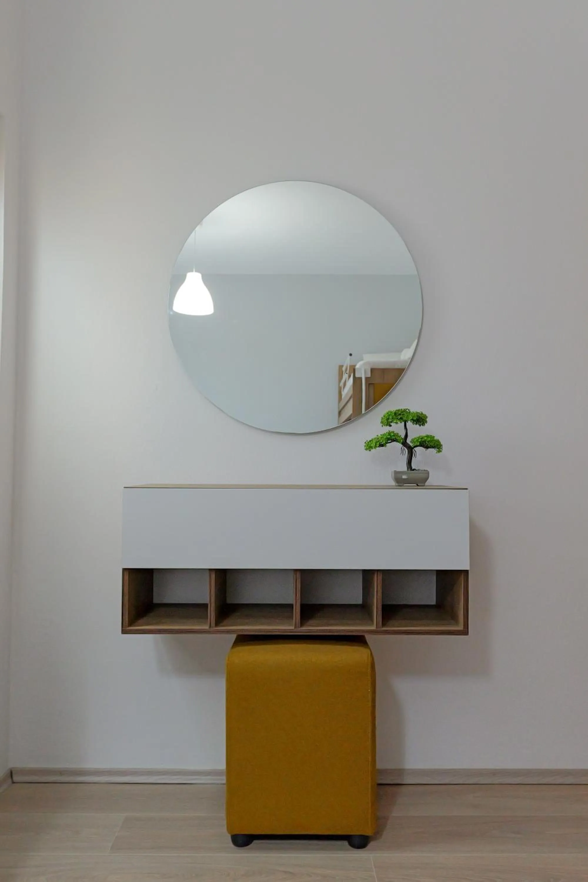 Double Room with Garden View and Side Sea View in Hotel Holiday