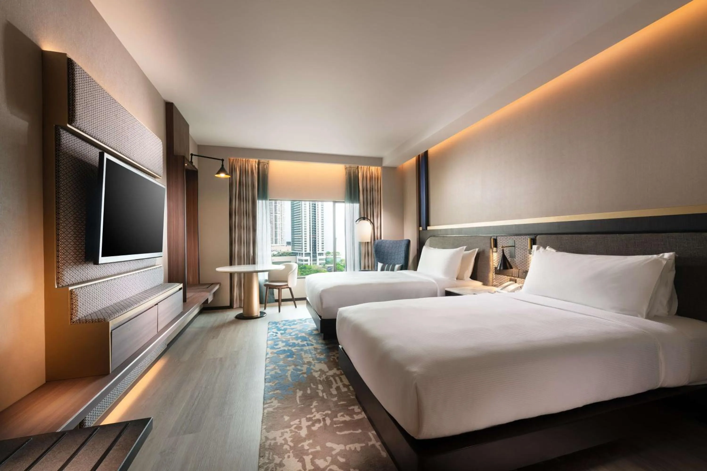 Deluxe Twin Room with Sea View in Hilton Colombo Hotel