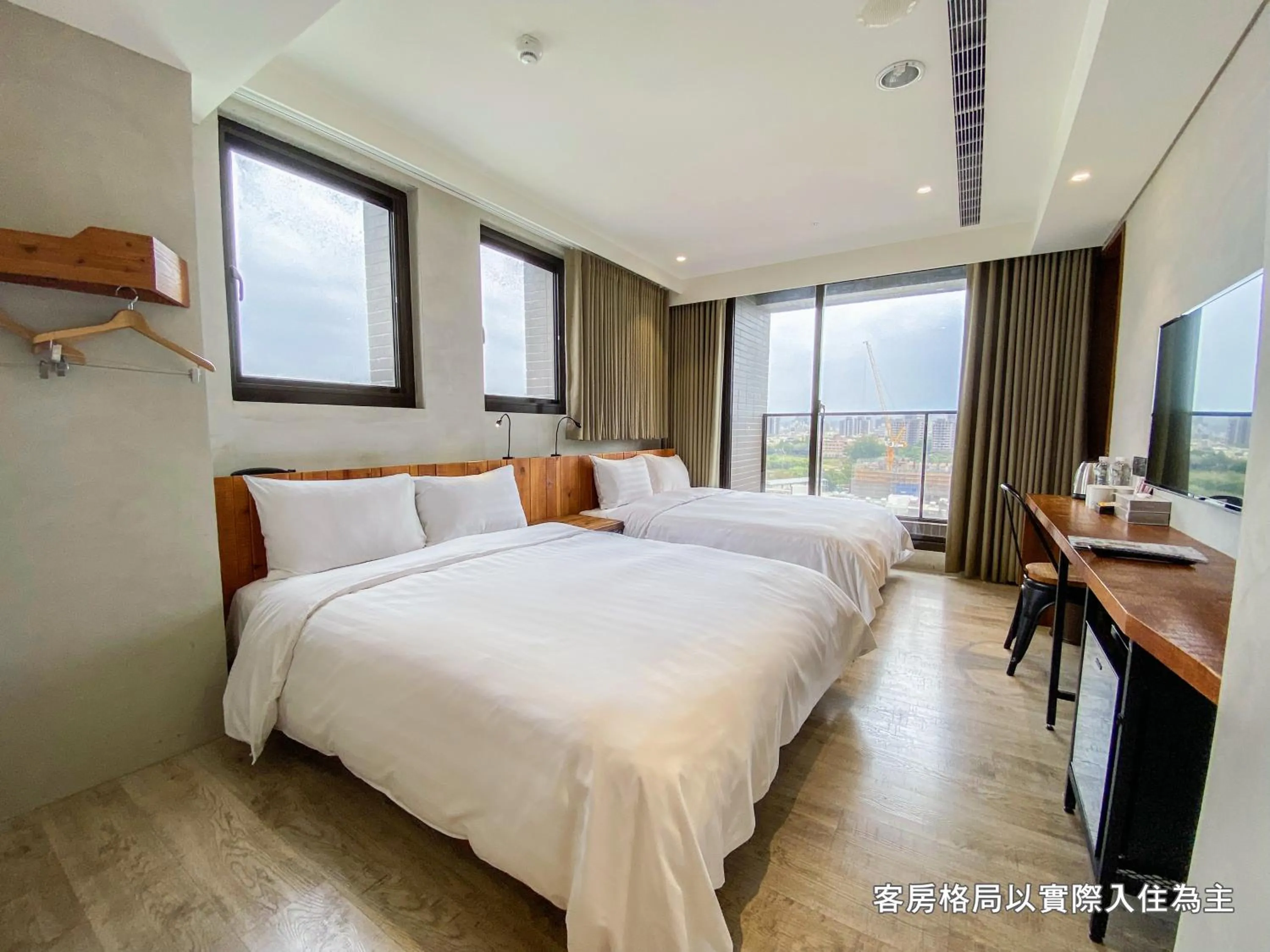 Standard Quadruple Room in Central Land Hotel