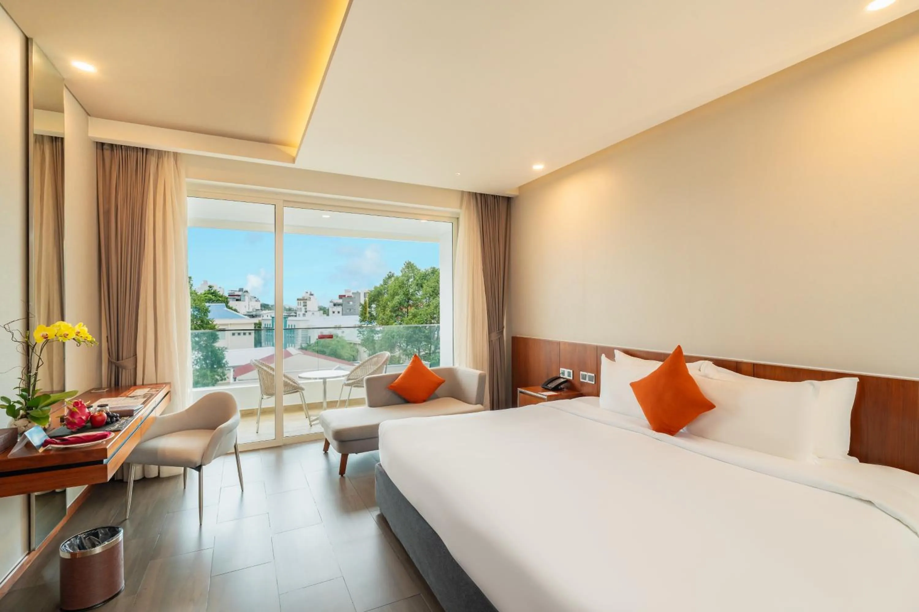 Classic City View King in Seashells Phu Quoc Hotel & Spa