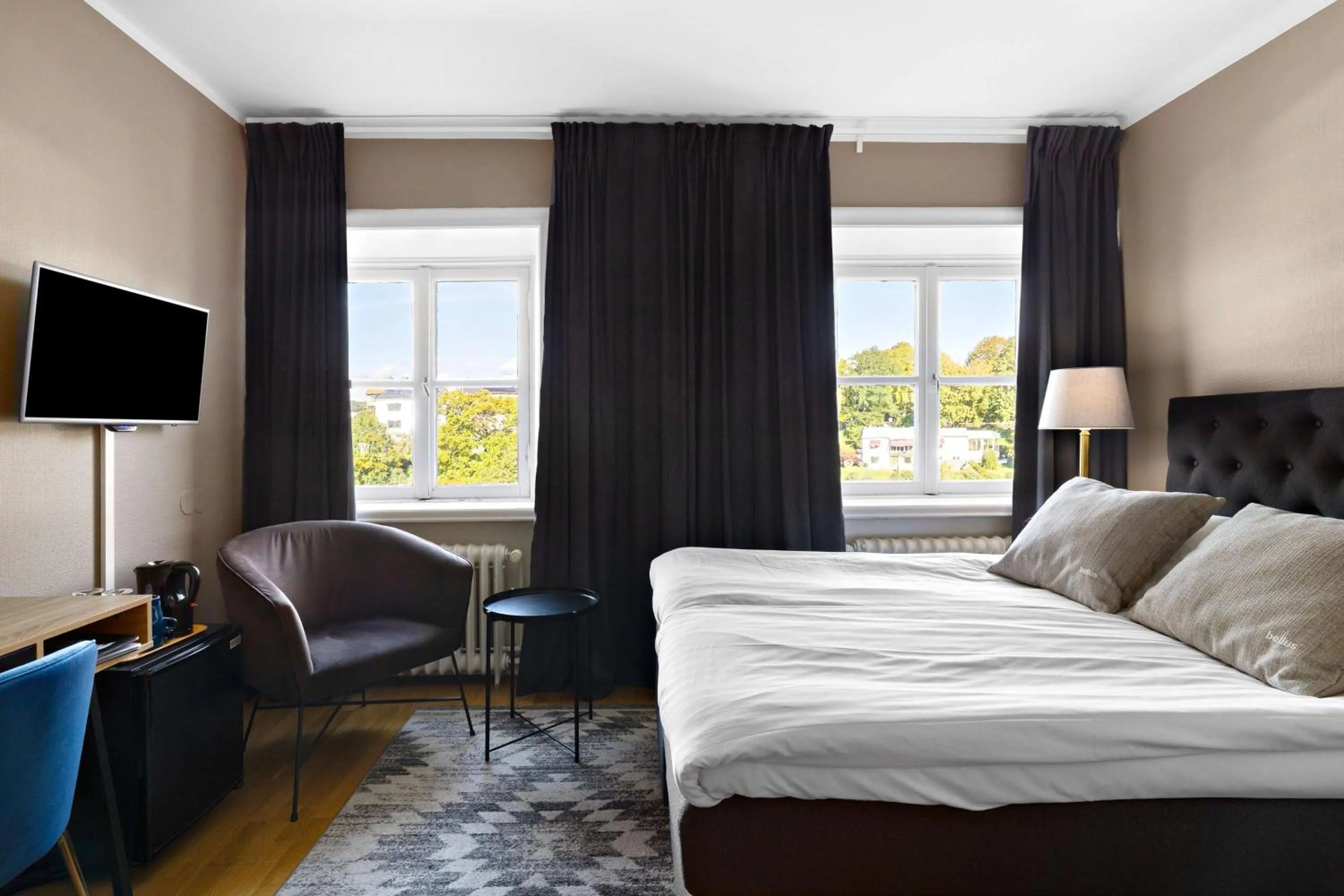 Junior King Suite with Sofa Bed - single occupancy - Non-Smoking in Best Western Motala Stadshotell