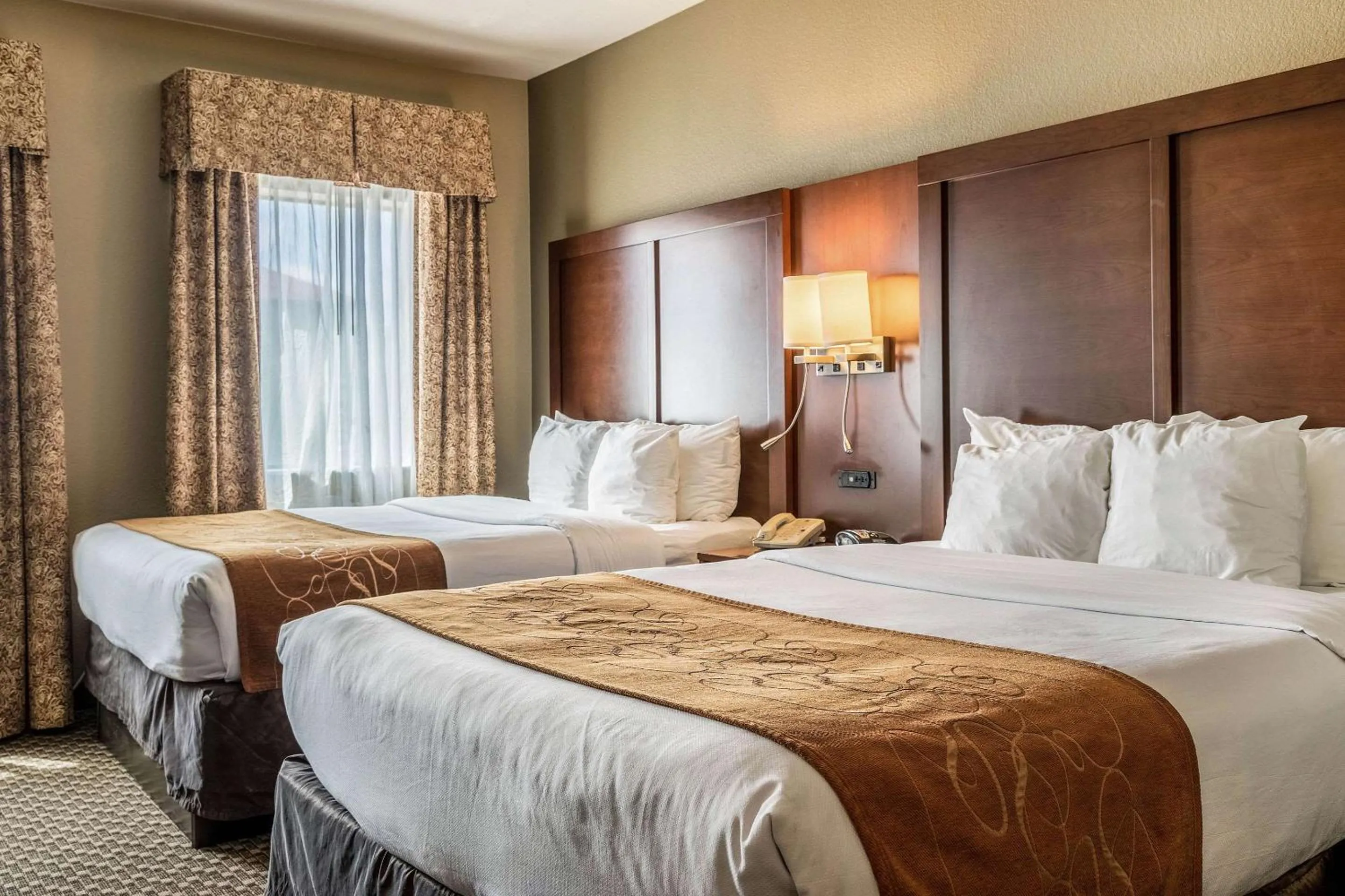 Queen Room with Two Queen Beds - Non-Smoking in Comfort Suites Near Texas State University