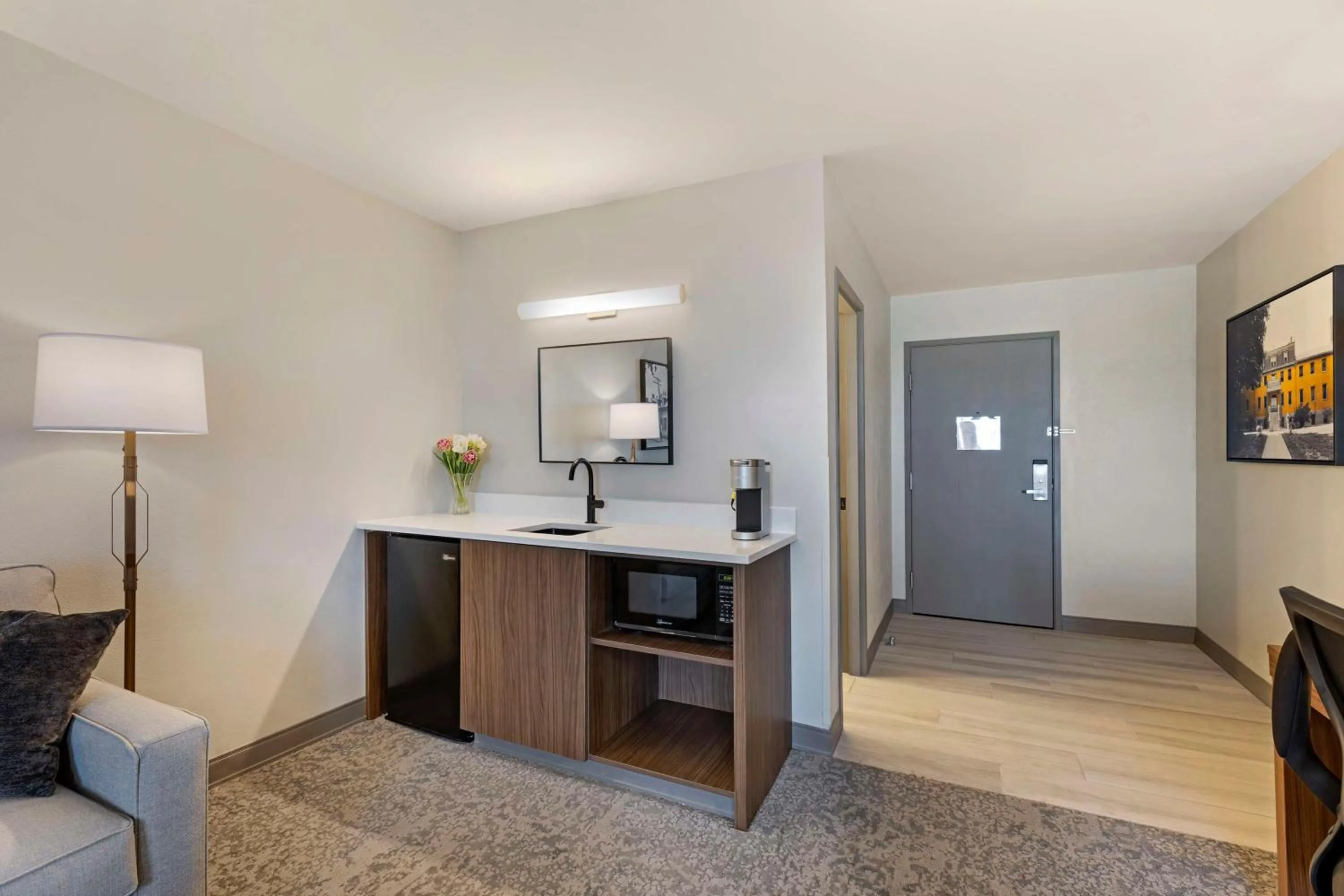 King Suite - Upper Floor - Non-Smoking in Best Western Plus The Charles Hotel